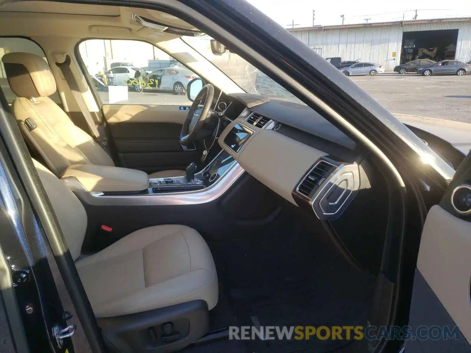 5 Photograph of a damaged car SALWR2RU2KA865351 LAND ROVER RANGEROVER 2019