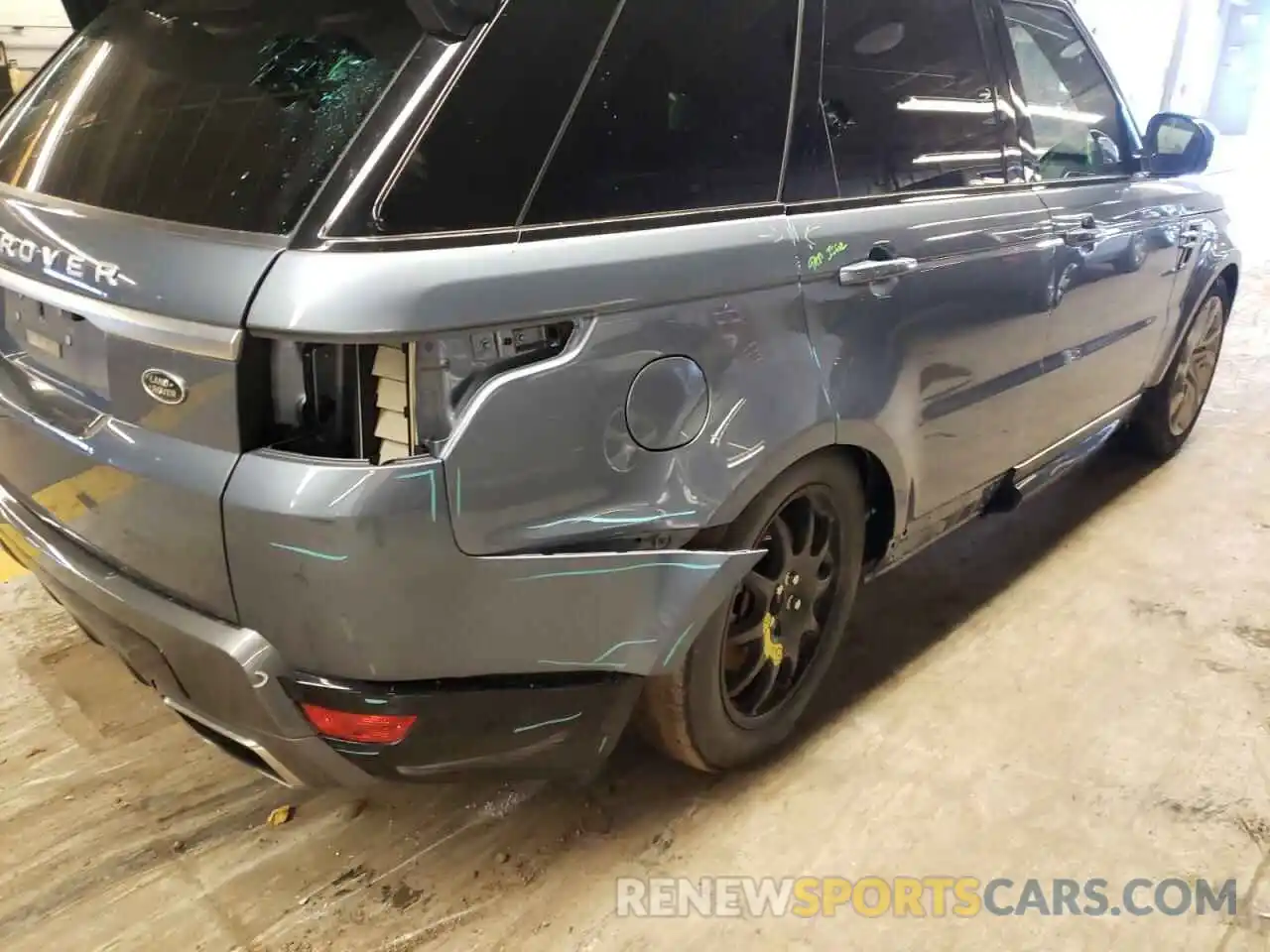 9 Photograph of a damaged car SALWR2RU4KA870440 LAND ROVER RANGEROVER 2019