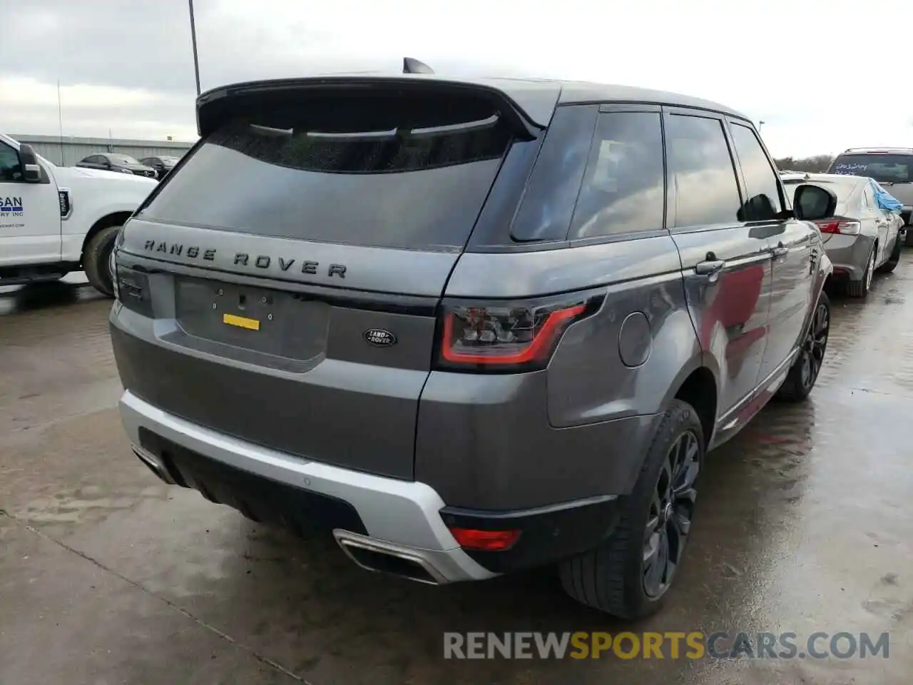 4 Photograph of a damaged car SALWR2RU5KA864694 LAND ROVER RANGEROVER 2019