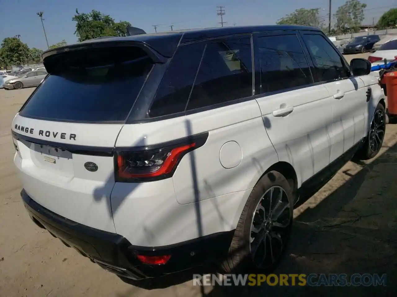 4 Фотография поврежденного автомобиля SALWR2RU6KA864087 LAND ROVER RANGEROVER 2019