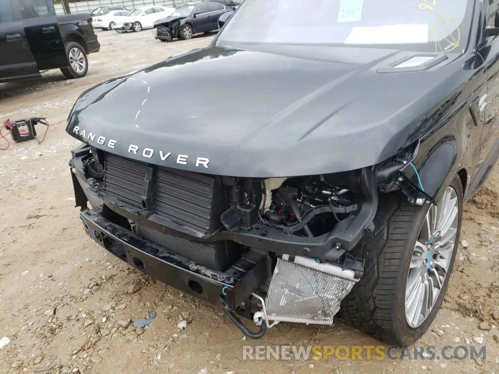 9 Photograph of a damaged car SALWR2RV0KA419725 LAND ROVER RANGEROVER 2019