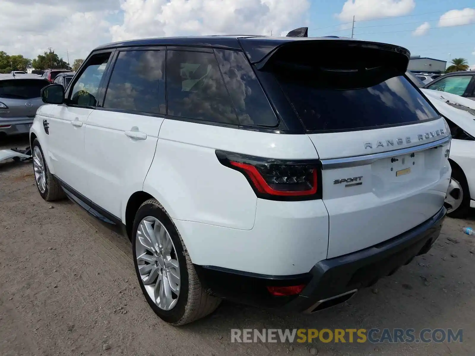 3 Фотография поврежденного автомобиля SALWR2RV3KA827717 LAND ROVER RANGEROVER 2019