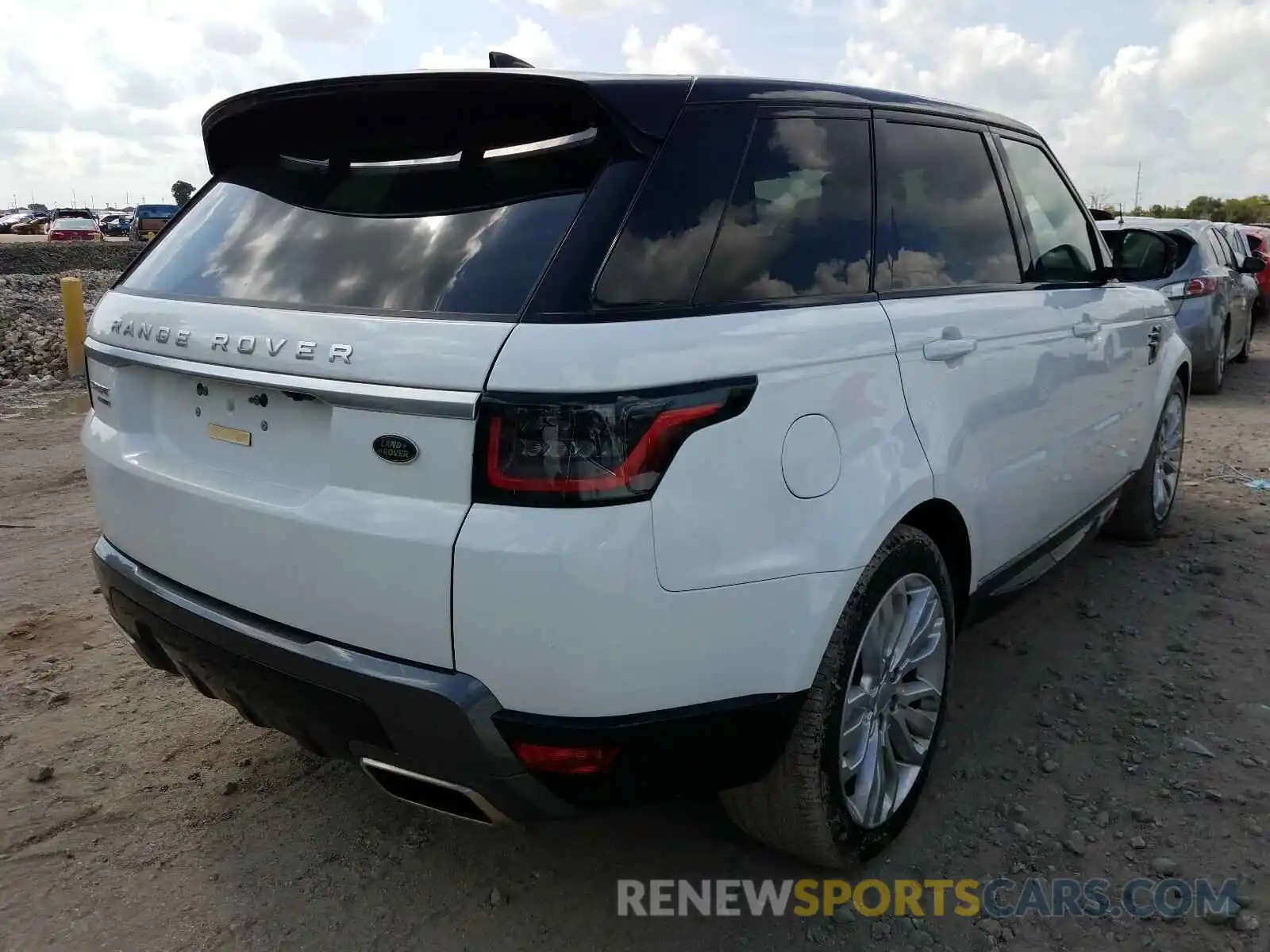 4 Photograph of a damaged car SALWR2RV3KA827717 LAND ROVER RANGEROVER 2019