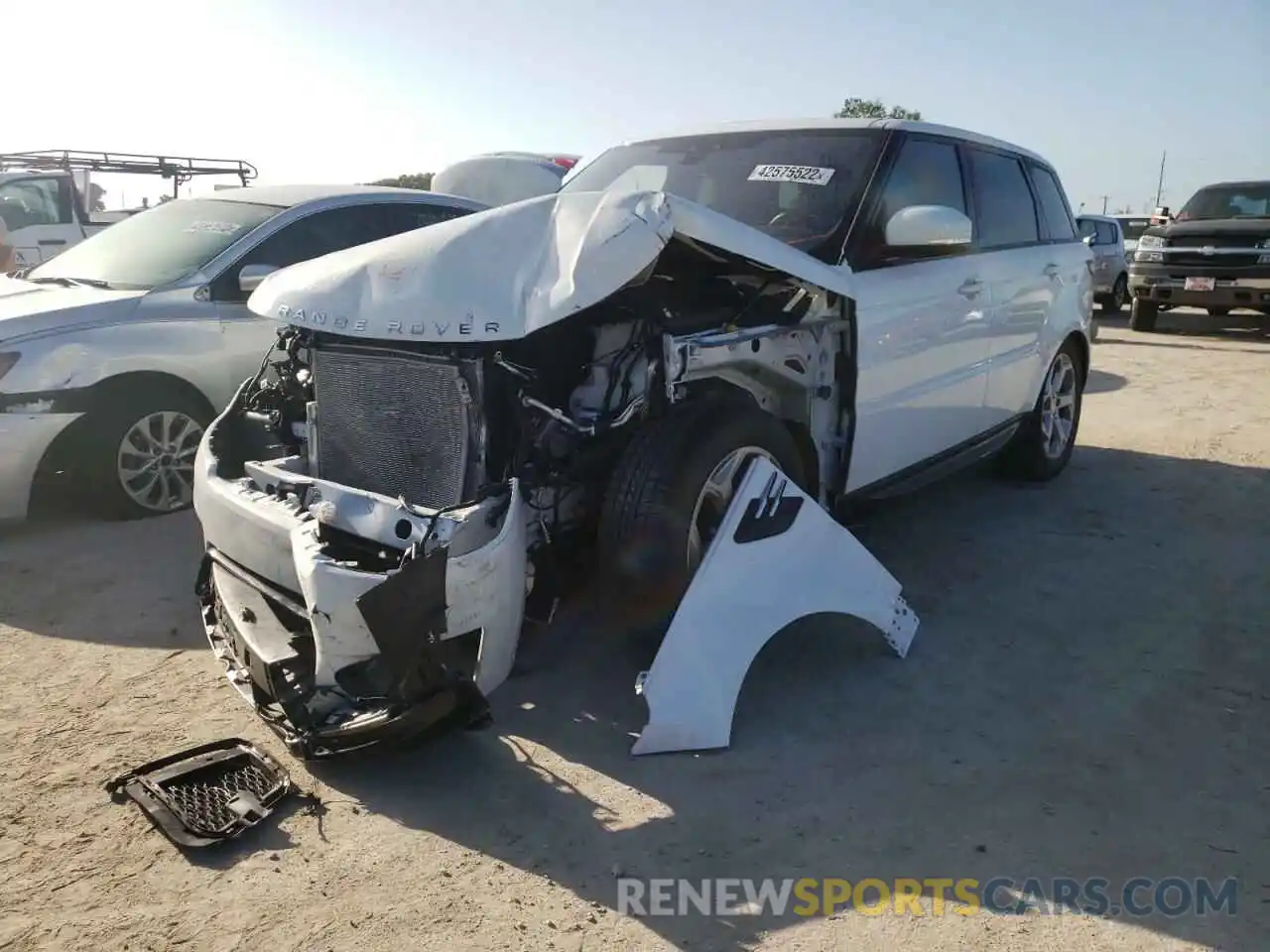 2 Photograph of a damaged car SALWR2RV5KA825158 LAND ROVER RANGEROVER 2019