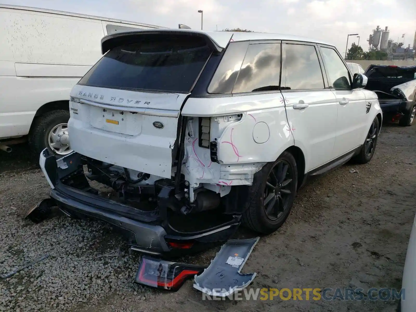 4 Photograph of a damaged car SALWR2RV6KA822835 LAND ROVER RANGEROVER 2019