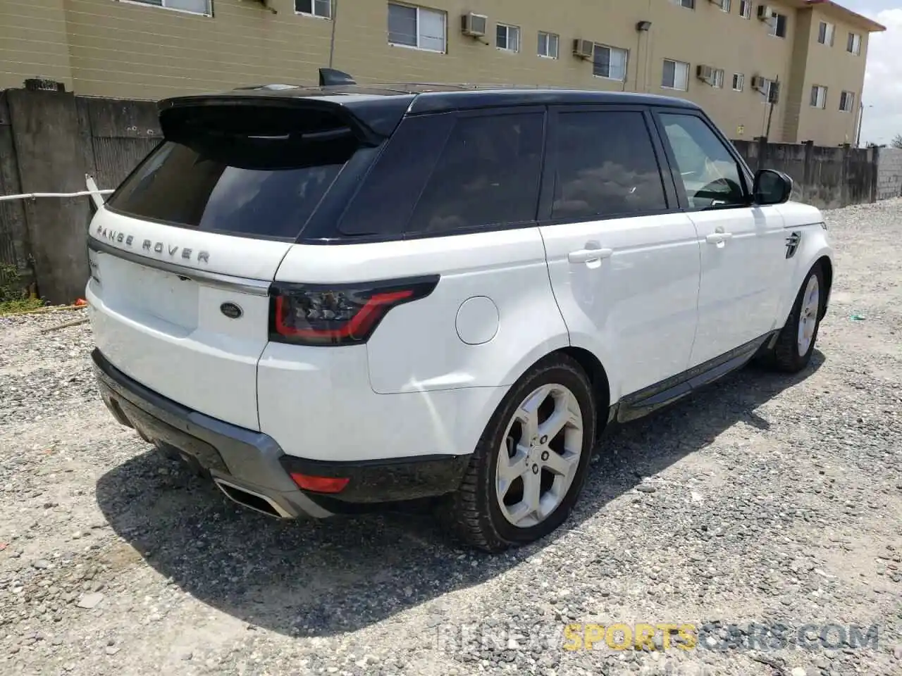 4 Фотография поврежденного автомобиля SALWR2RV6KA841823 LAND ROVER RANGEROVER 2019