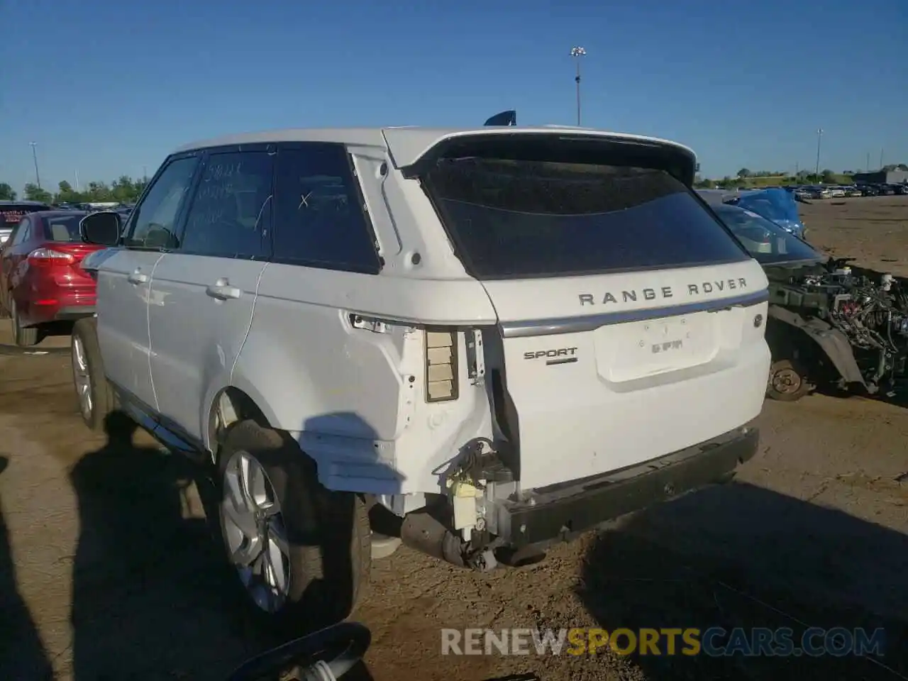 3 Фотография поврежденного автомобиля SALWR2RV7KA421004 LAND ROVER RANGEROVER 2019