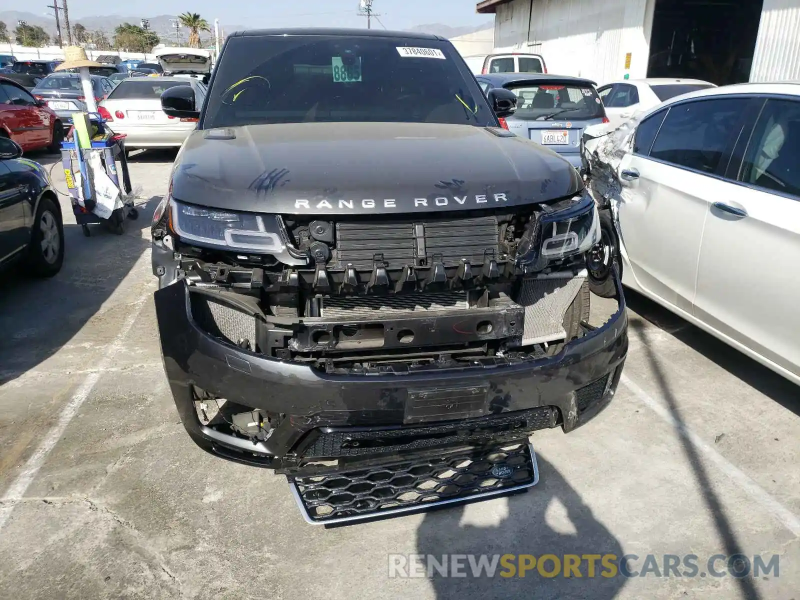 9 Photograph of a damaged car SALWR2RV8KA423781 LAND ROVER RANGEROVER 2019