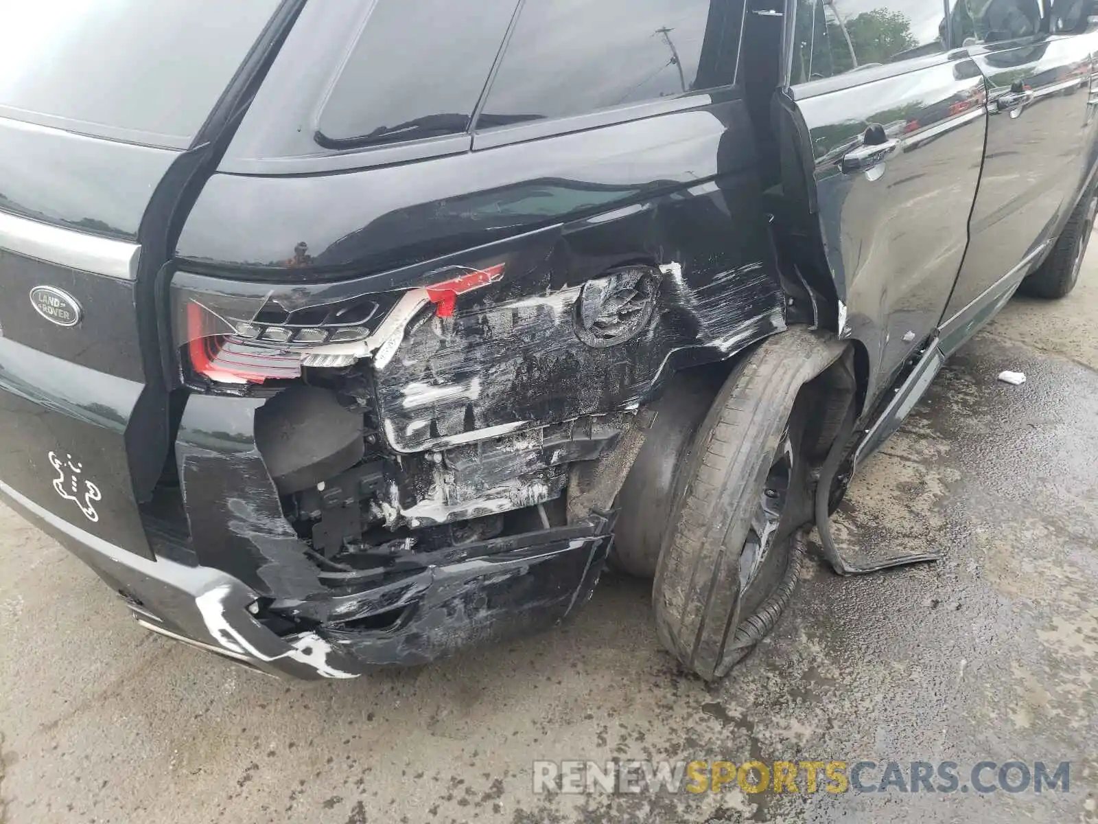 9 Photograph of a damaged car SALWR2RV8KA829561 LAND ROVER RANGEROVER 2019