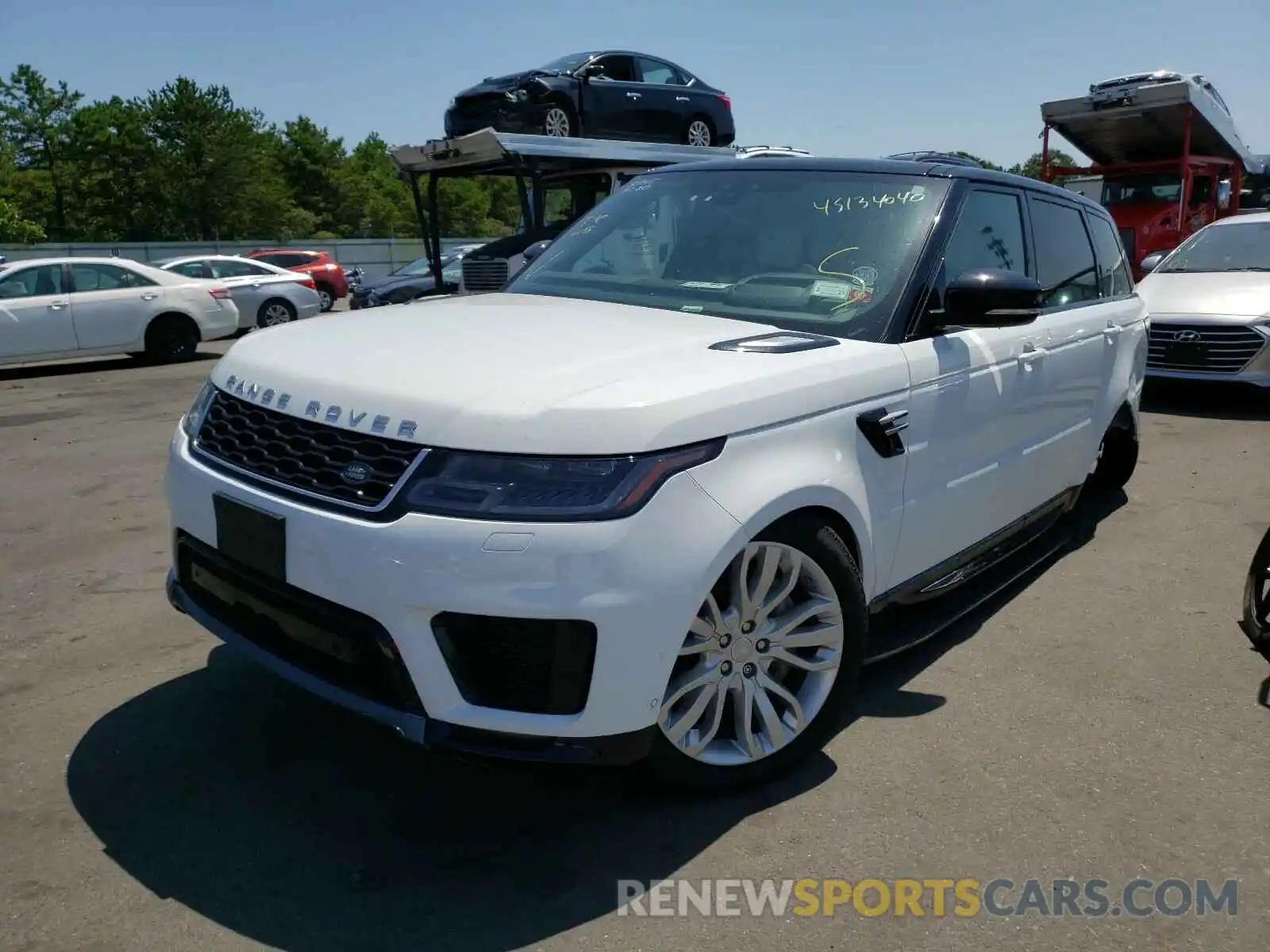 2 Фотография поврежденного автомобиля SALWR2RV9KA815684 LAND ROVER RANGEROVER 2019