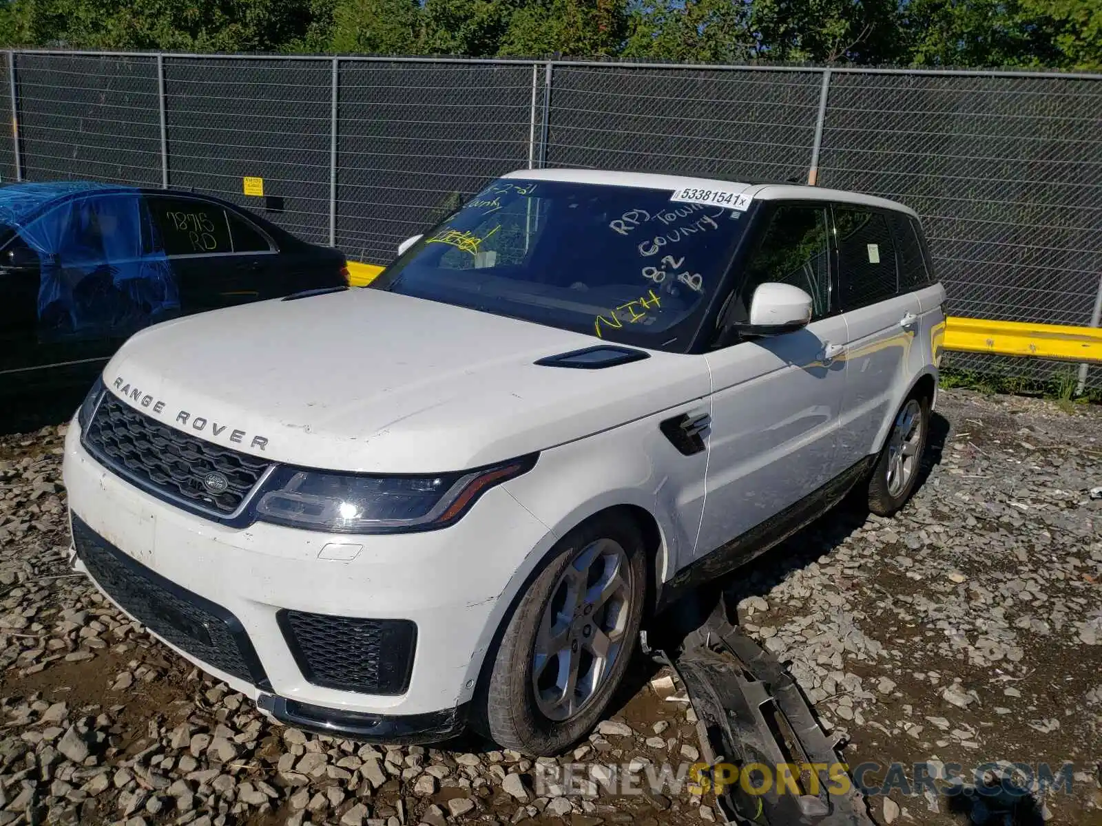 2 Фотография поврежденного автомобиля SALWR2RV9KA826023 LAND ROVER RANGEROVER 2019