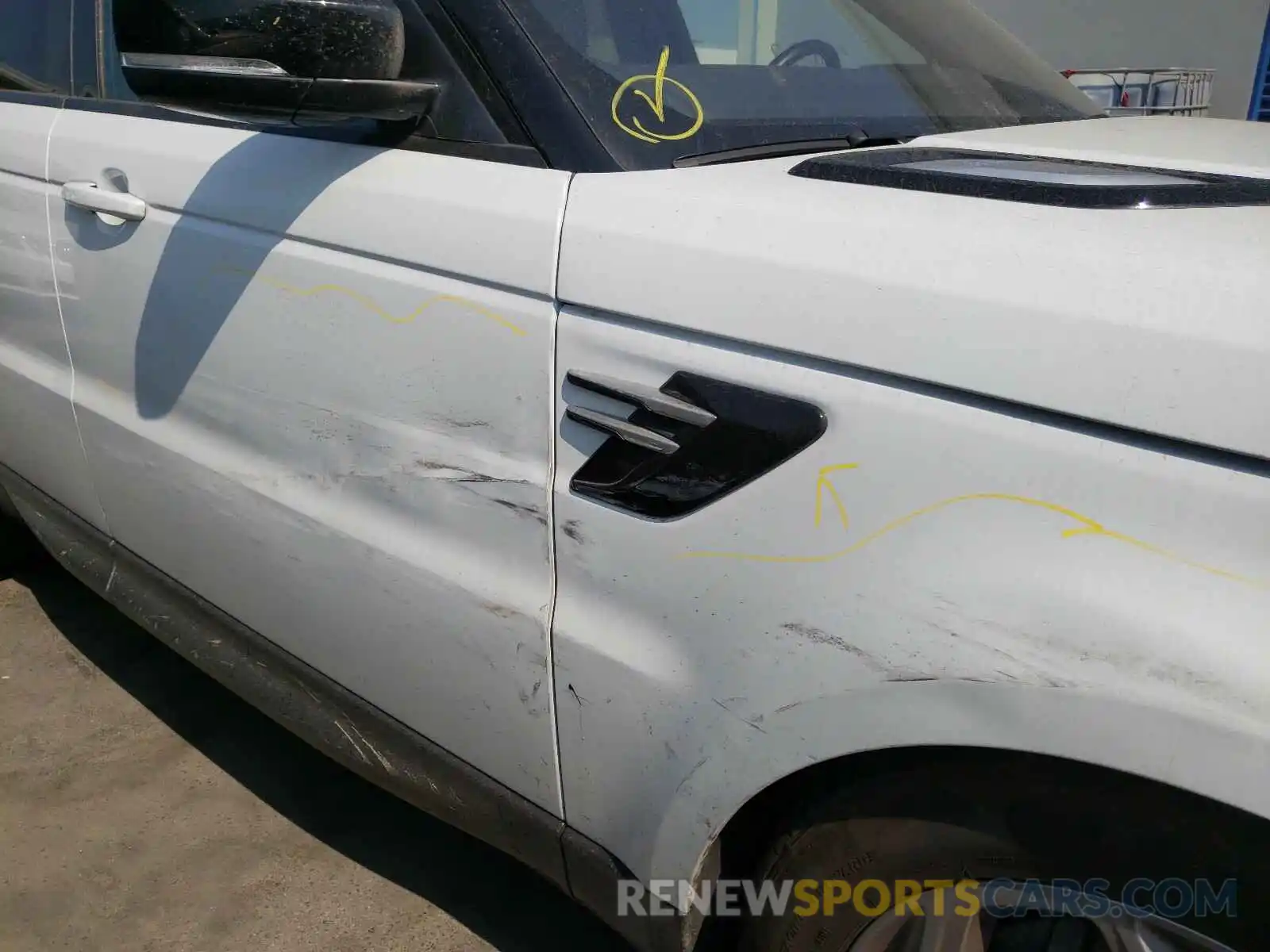 9 Photograph of a damaged car SALWR2RV9KA841833 LAND ROVER RANGEROVER 2019