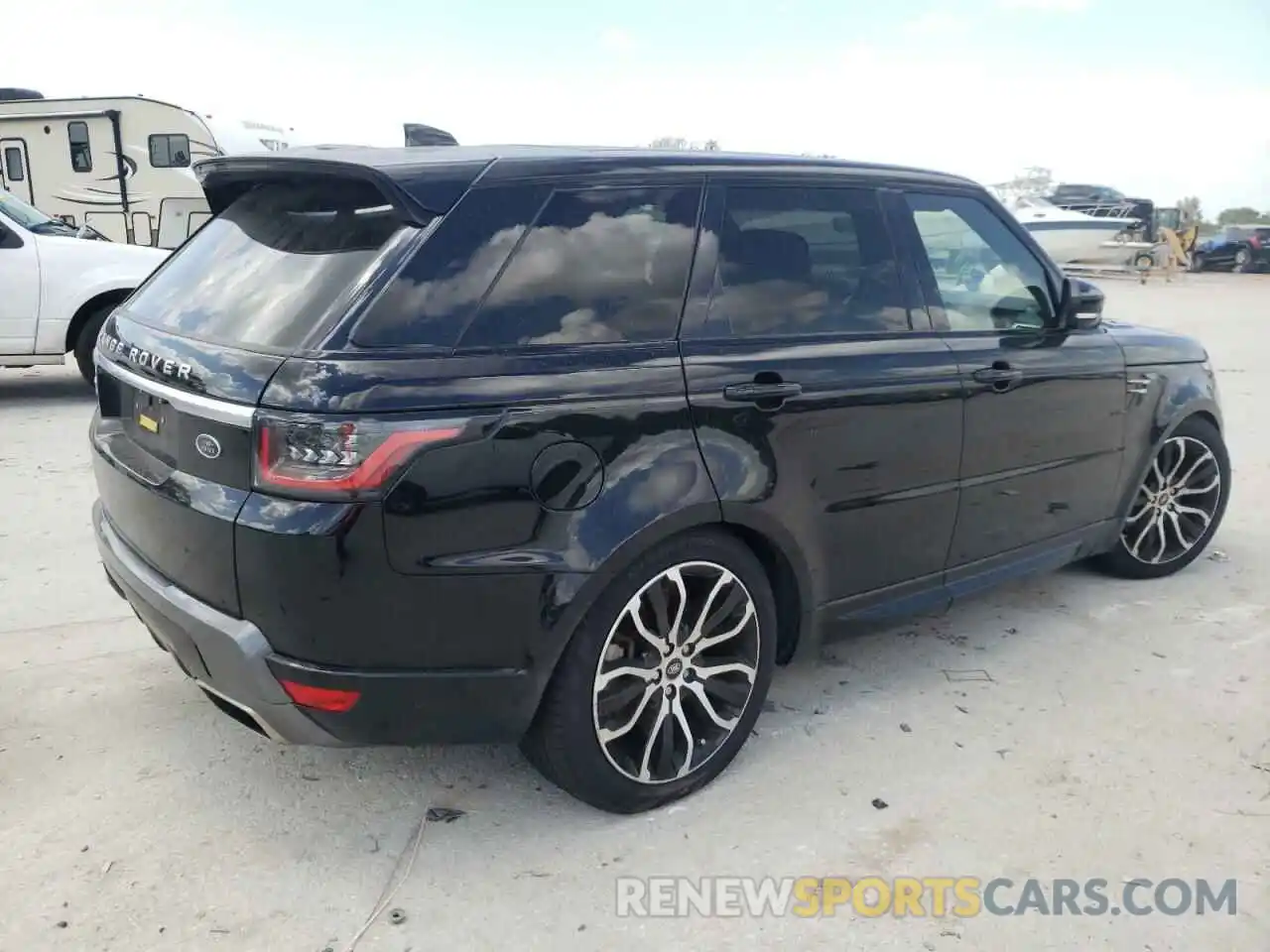 4 Photograph of a damaged car SALWR2RV9KA845963 LAND ROVER RANGEROVER 2019