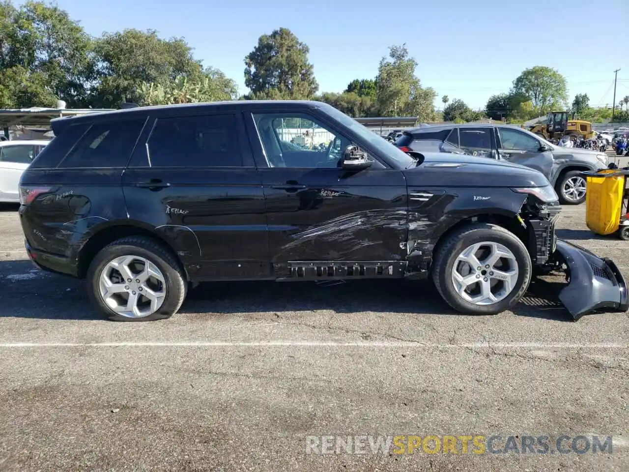 9 Photograph of a damaged car SALWR2RVXKA841341 LAND ROVER RANGEROVER 2019