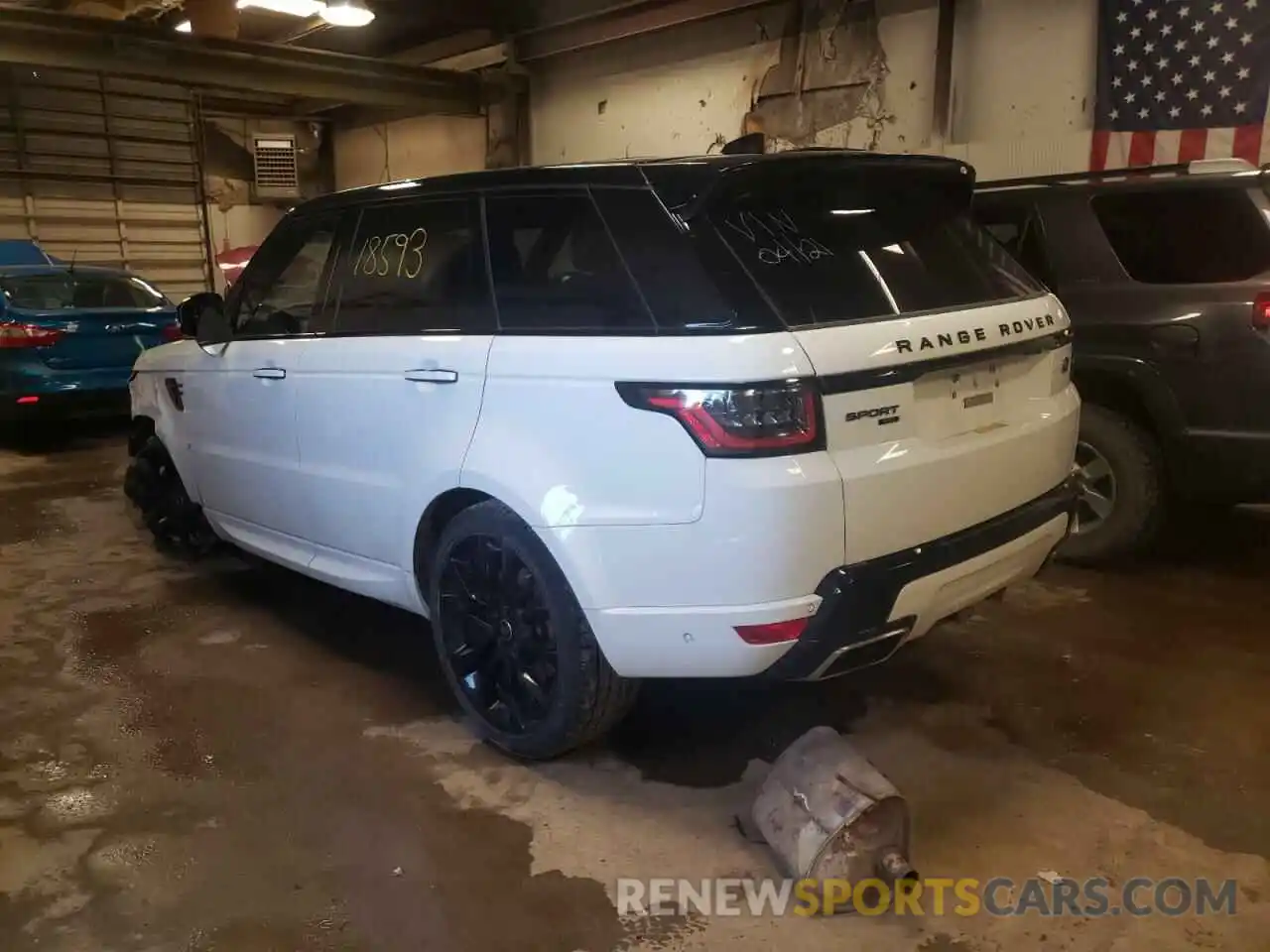 3 Фотография поврежденного автомобиля SALWS2SU2KA863792 LAND ROVER RANGEROVER 2019