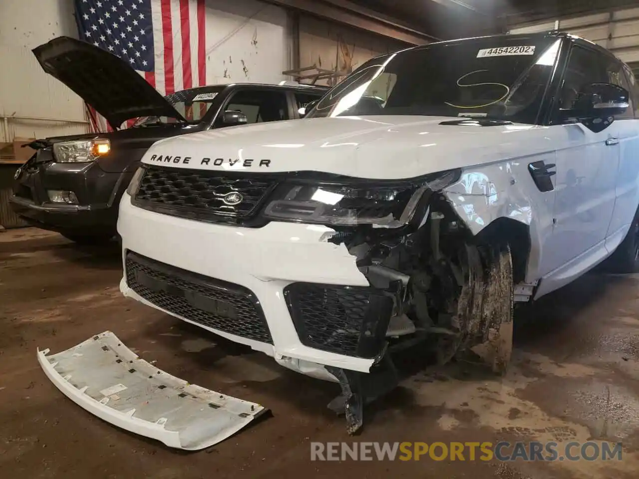 9 Photograph of a damaged car SALWS2SU2KA863792 LAND ROVER RANGEROVER 2019