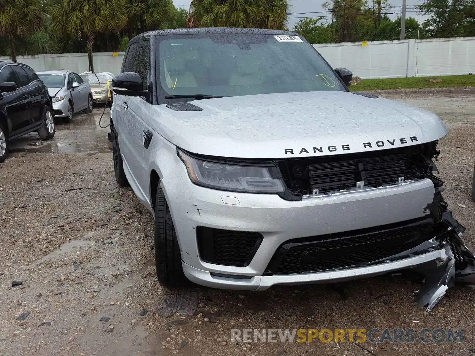 1 Photograph of a damaged car SALWS2SU9KA866169 LAND ROVER RANGEROVER 2019