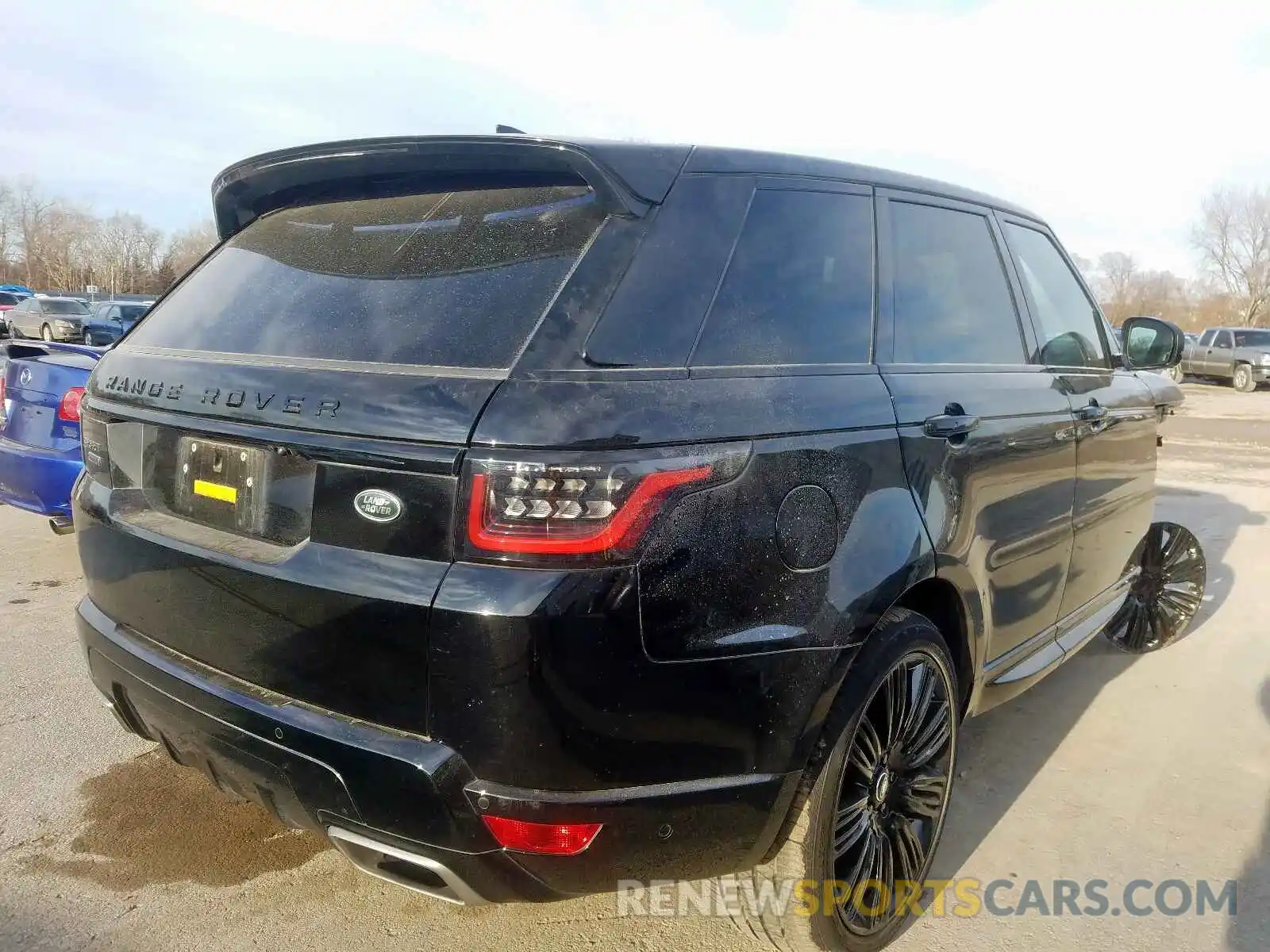 4 Photograph of a damaged car SALWV2RE5KA852467 LAND ROVER RANGEROVER 2019