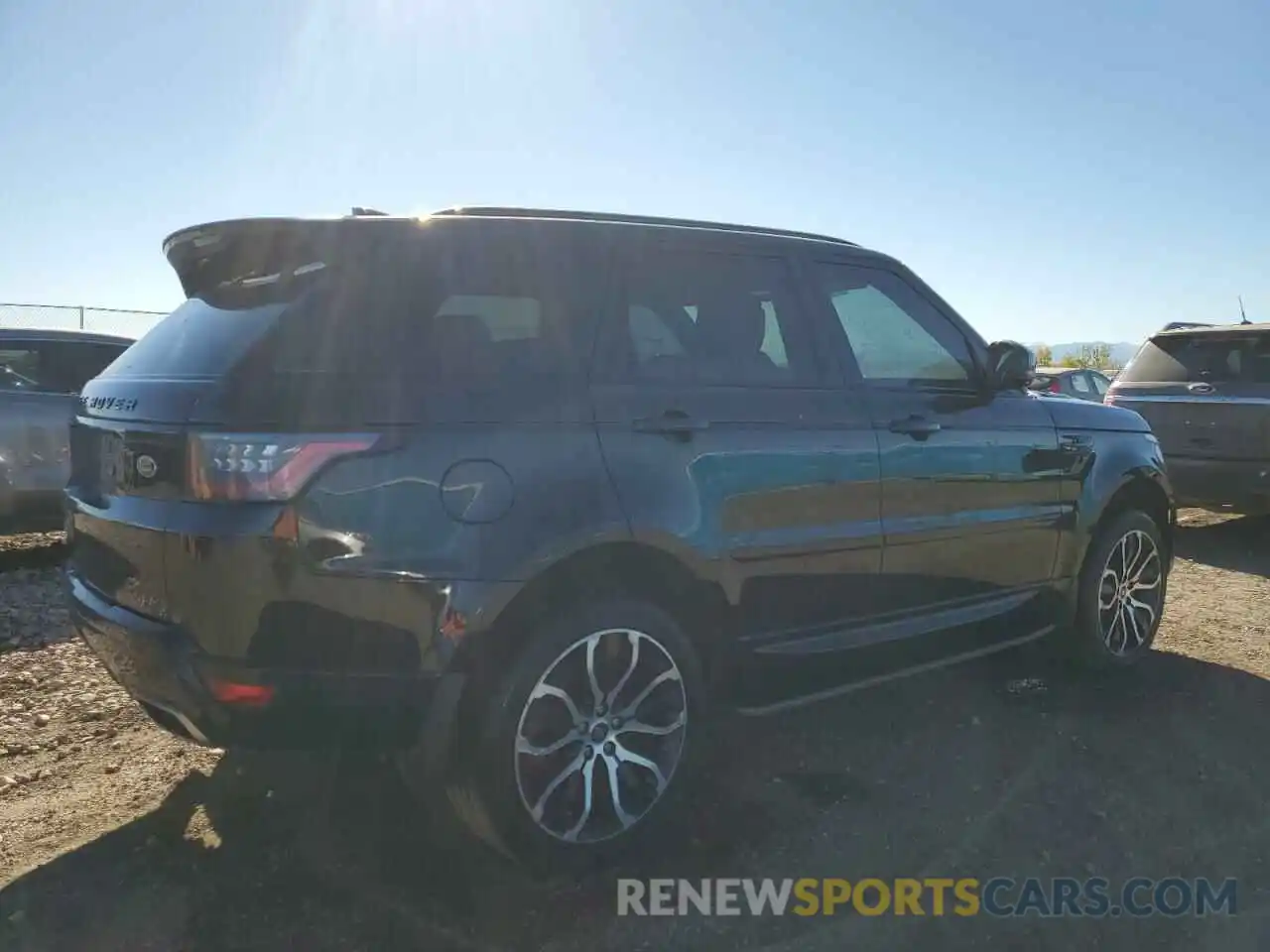 4 Photograph of a damaged car SALWV2RE8KA839244 LAND ROVER RANGEROVER 2019