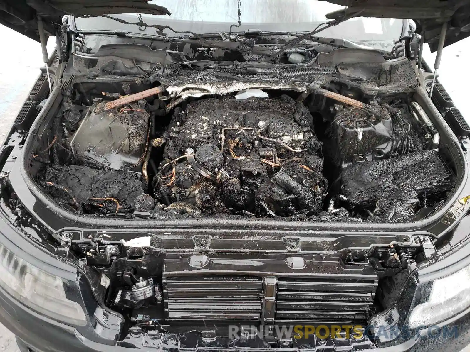 7 Photograph of a damaged car SALWV2SV1KA848510 LAND ROVER RANGEROVER 2019