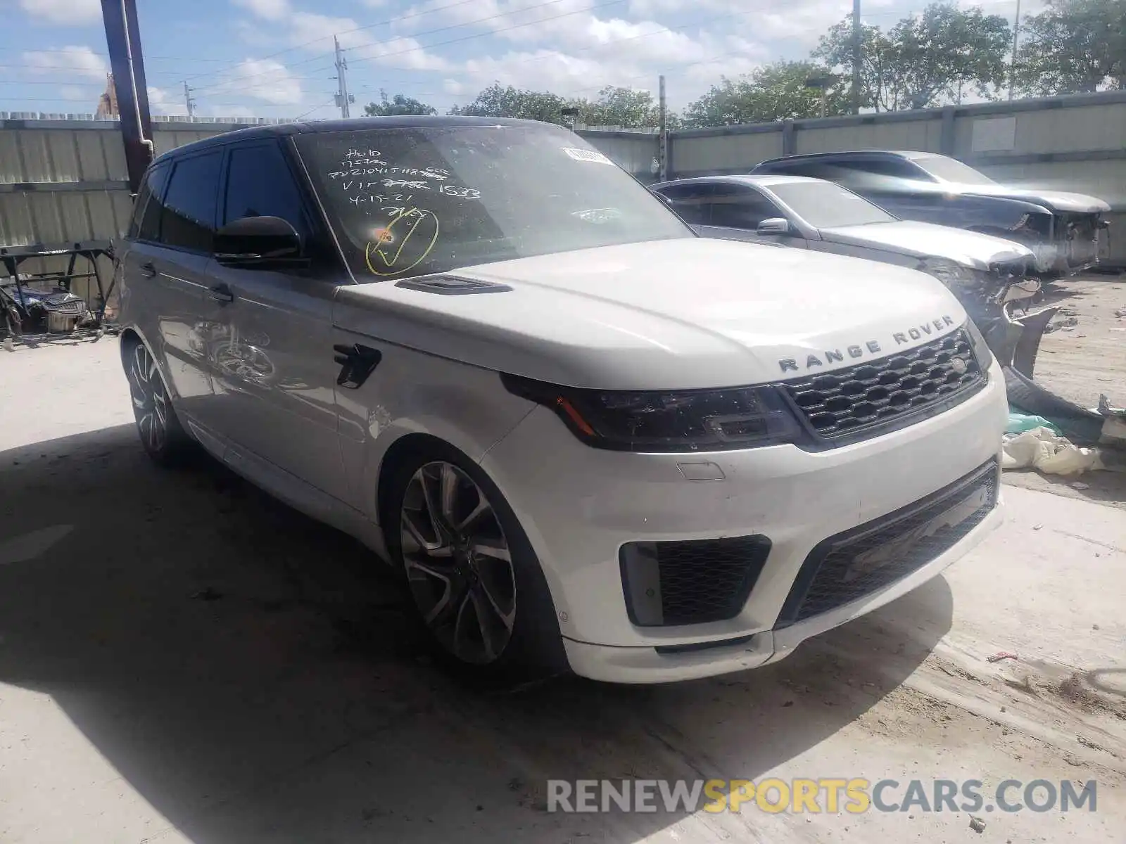 1 Photograph of a damaged car SALWV2SV4KA421533 LAND ROVER RANGEROVER 2019