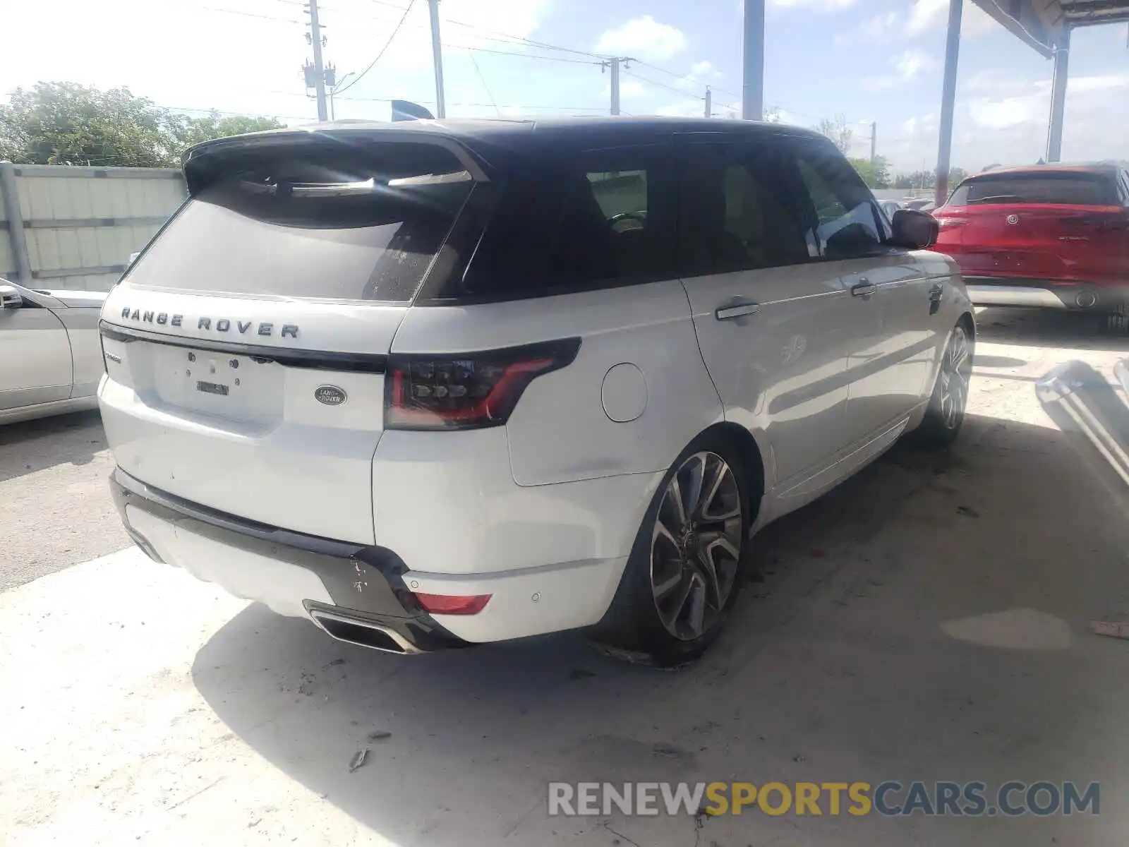 4 Photograph of a damaged car SALWV2SV4KA421533 LAND ROVER RANGEROVER 2019