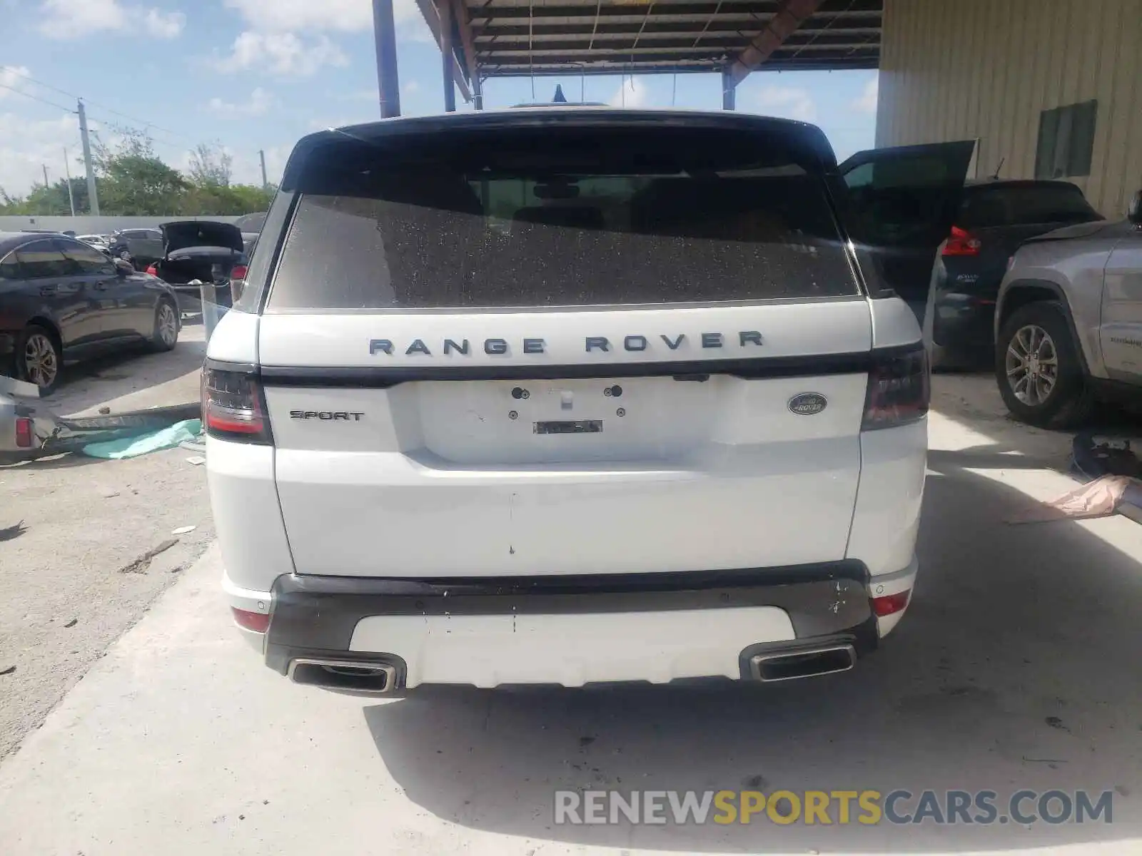 9 Photograph of a damaged car SALWV2SV4KA421533 LAND ROVER RANGEROVER 2019