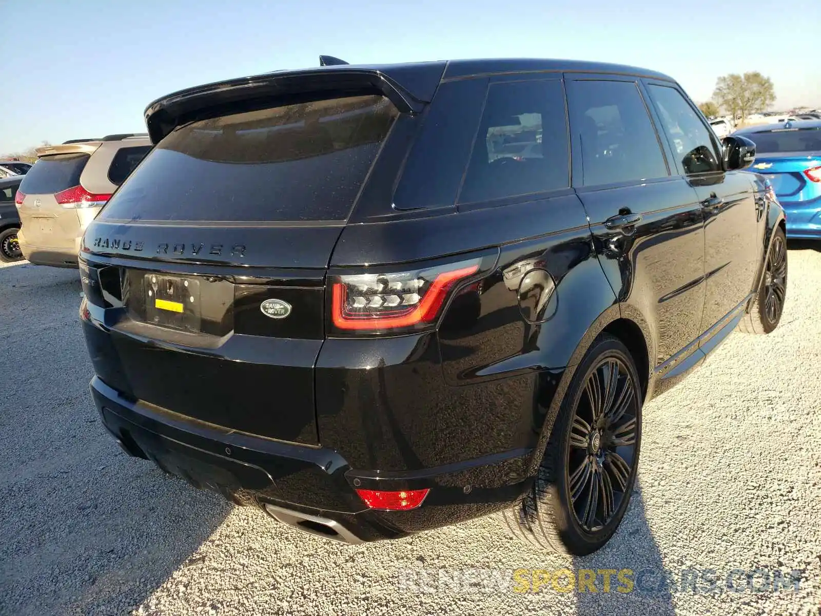 4 Photograph of a damaged car SALWV2SV6KA427009 LAND ROVER RANGEROVER 2019