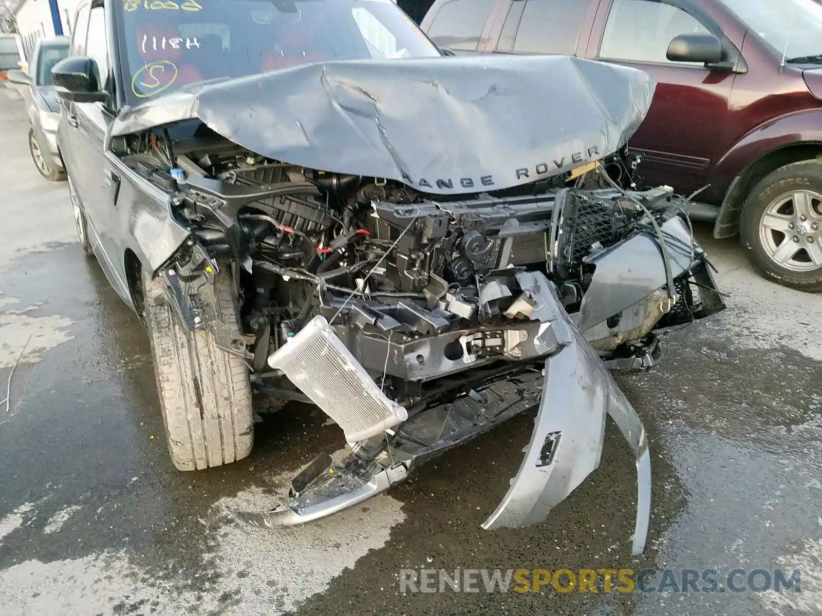 9 Photograph of a damaged car SALWV2SV8KA845541 LAND ROVER RANGEROVER 2019