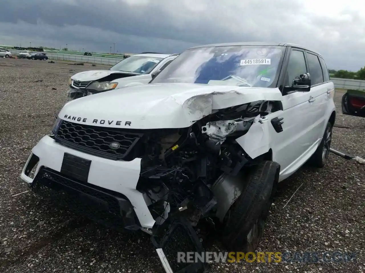 2 Photograph of a damaged car SALWV2SVXKA418149 LAND ROVER RANGEROVER 2019