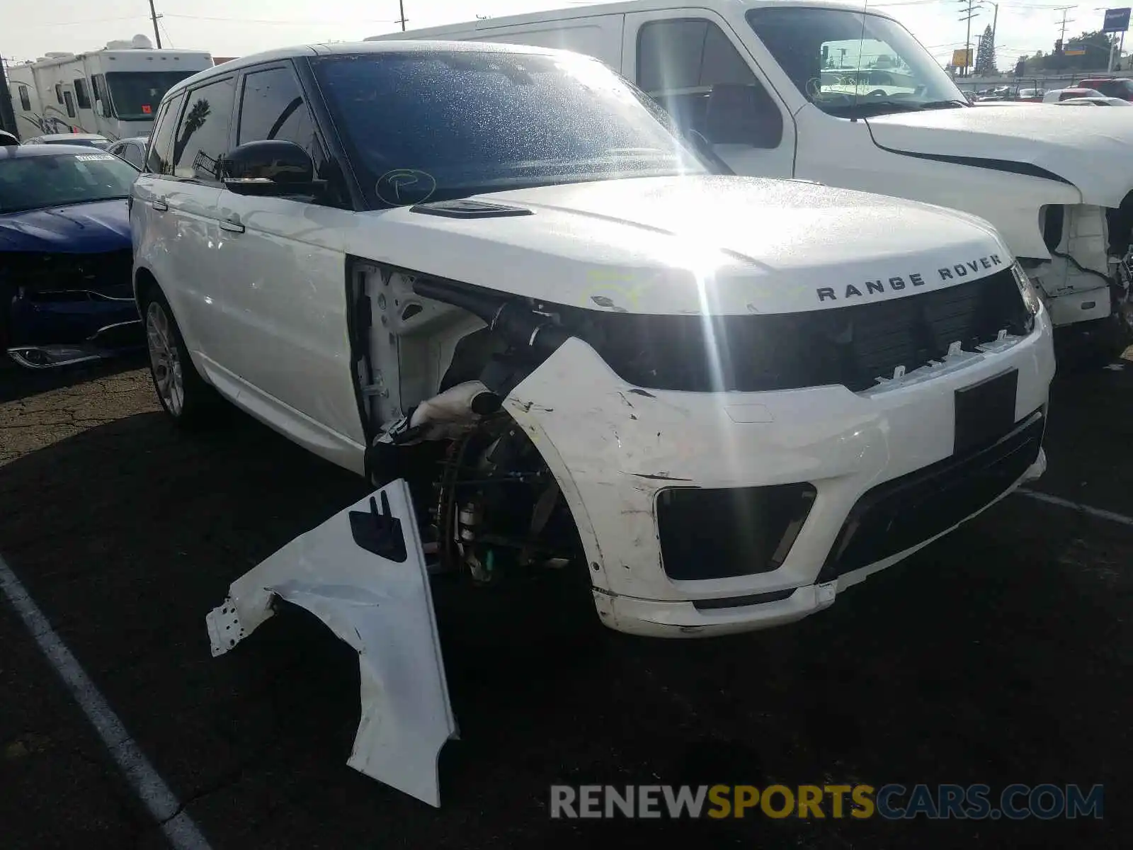 1 Фотография поврежденного автомобиля SALWV2SVXKA848828 LAND ROVER RANGEROVER 2019