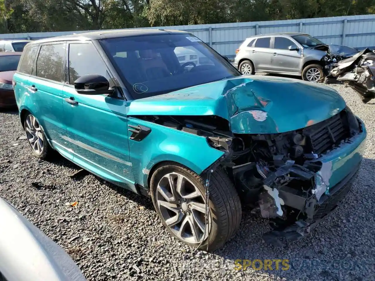 4 Photograph of a damaged car SALWV2SVXKA852376 LAND ROVER RANGEROVER 2019