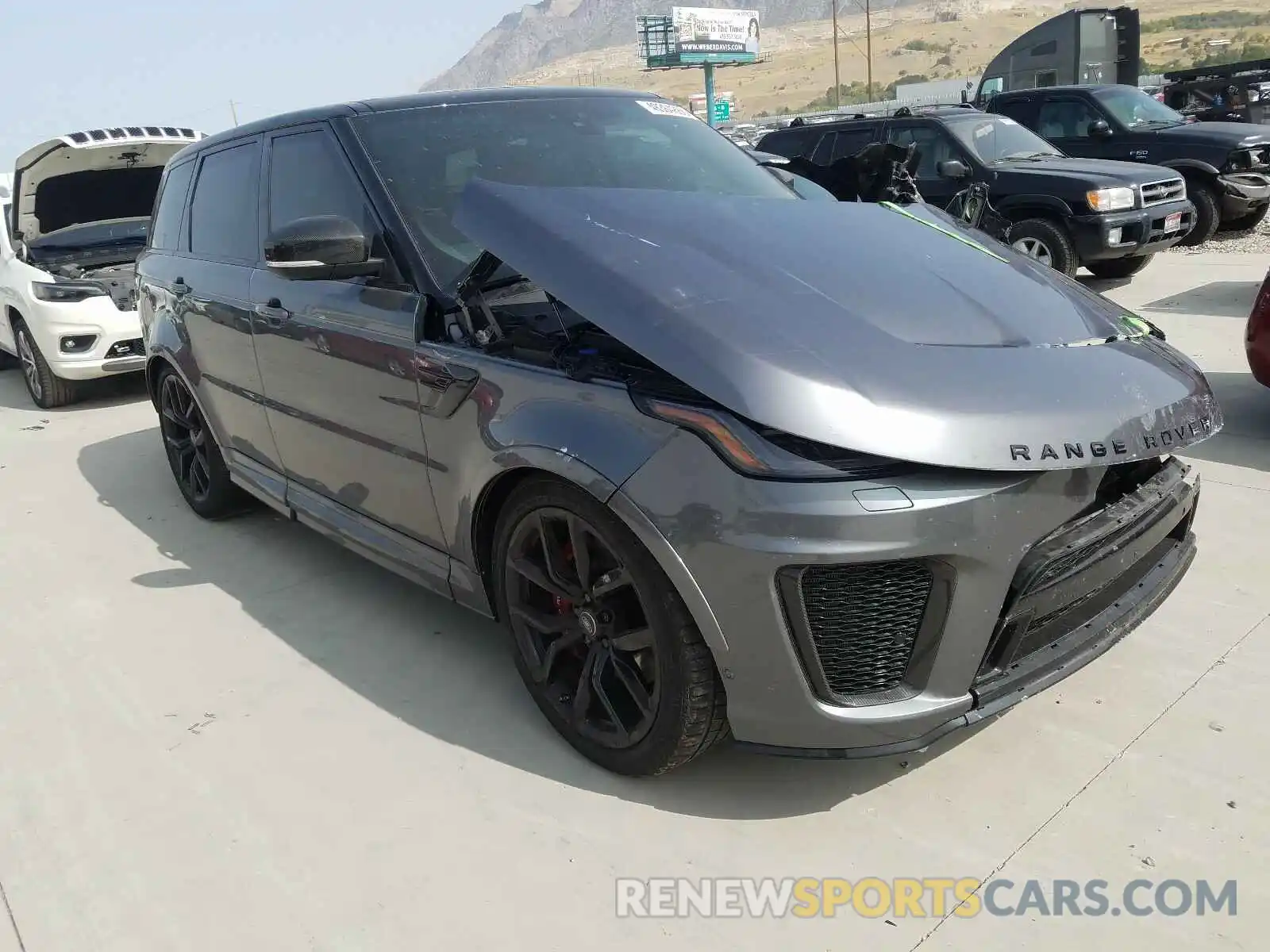 1 Photograph of a damaged car SALWZ2SE4KA823900 LAND ROVER RANGEROVER 2019