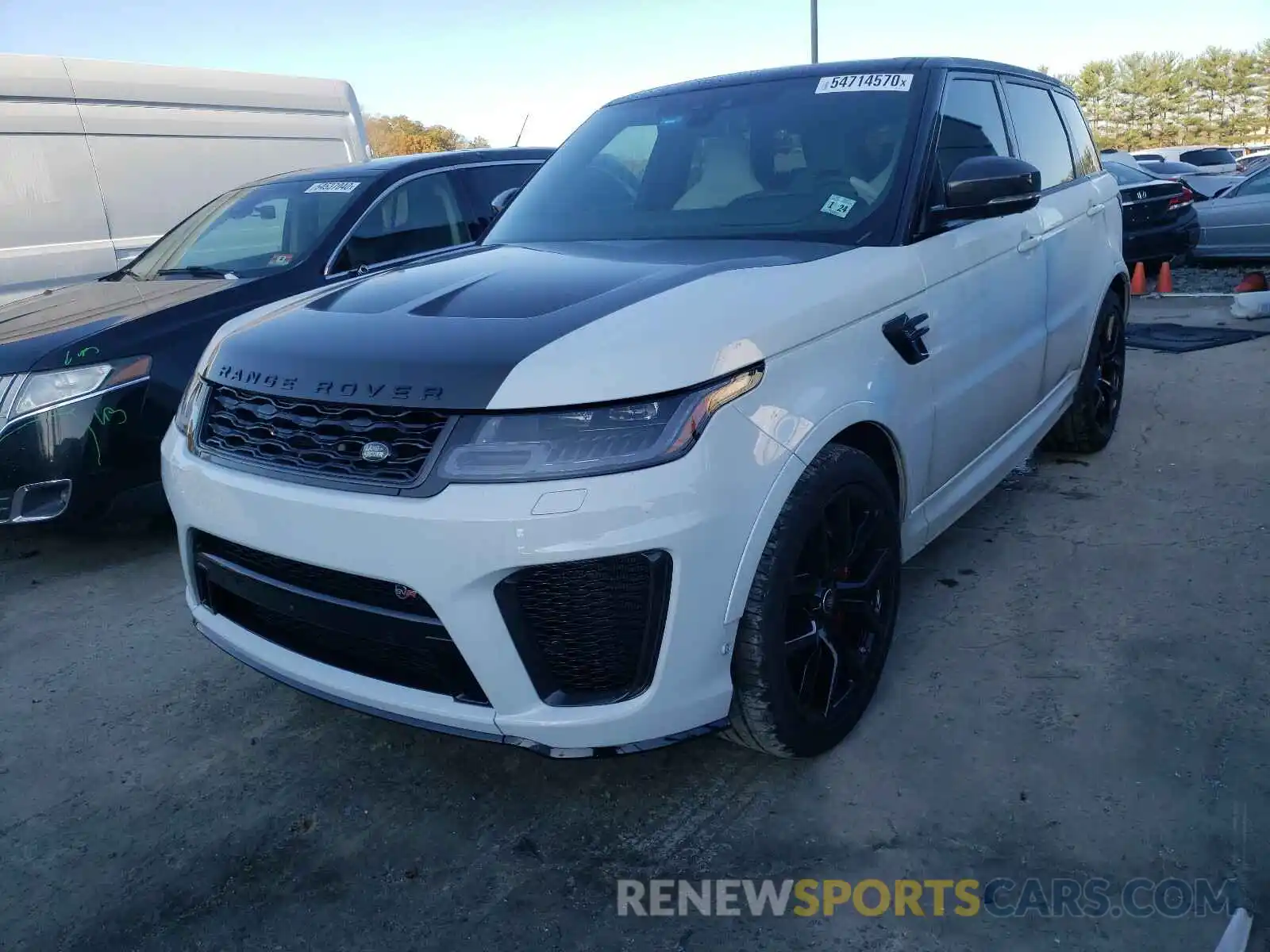 2 Фотография поврежденного автомобиля SALWZ2SE9KA830972 LAND ROVER RANGEROVER 2019