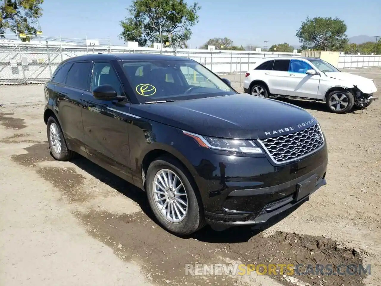 1 Photograph of a damaged car SALYA2EX1KA216978 LAND ROVER RANGEROVER 2019