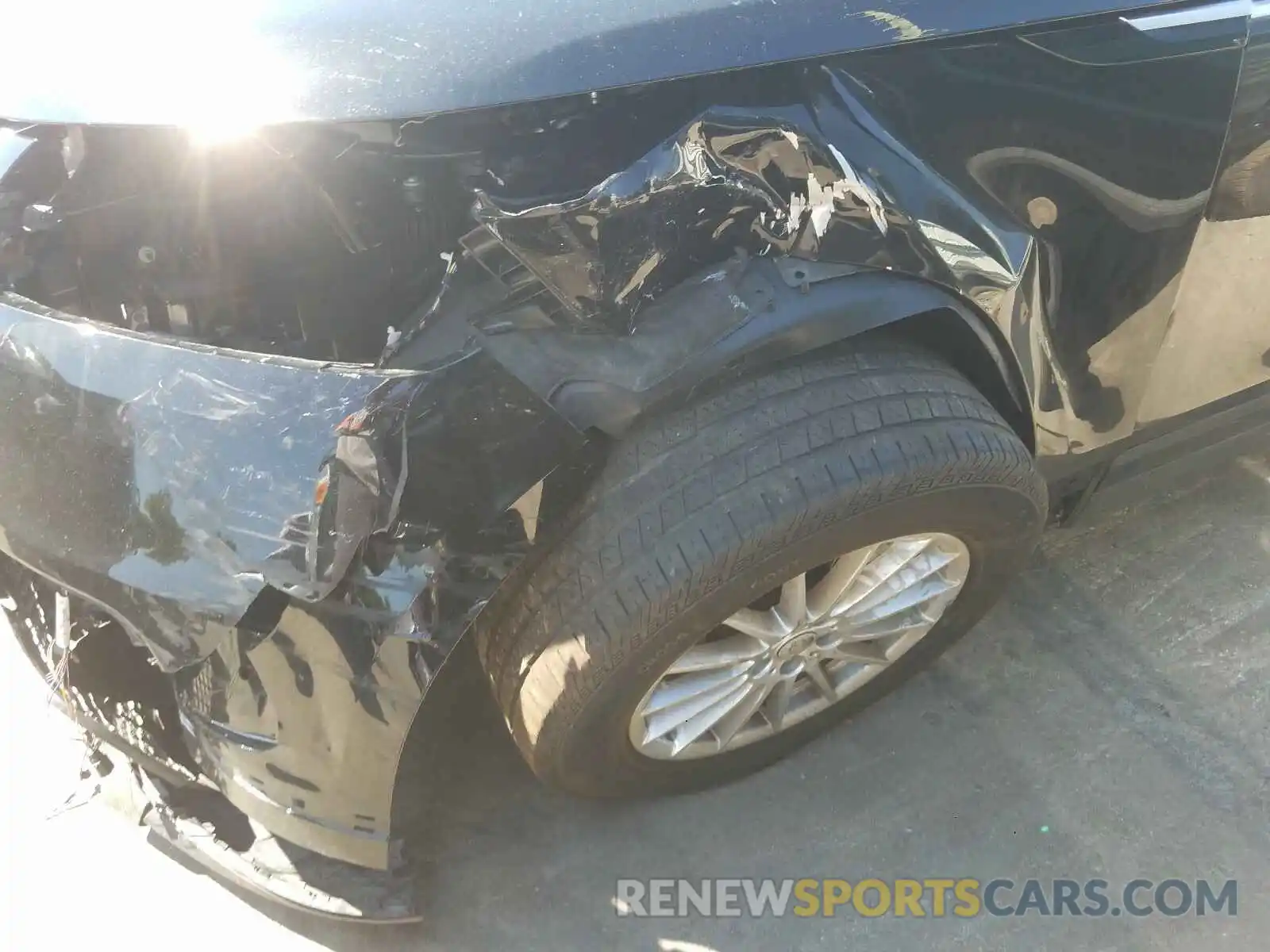 9 Photograph of a damaged car SALYA2EX2KA217184 LAND ROVER RANGEROVER 2019