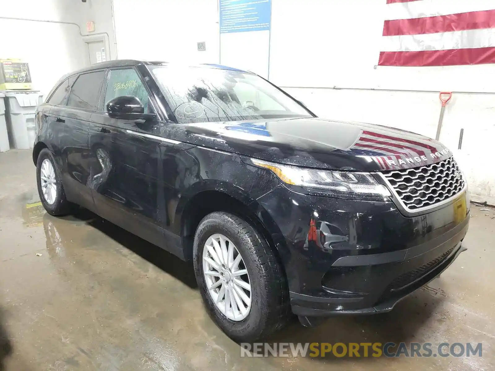 1 Photograph of a damaged car SALYA2EX3KA202354 LAND ROVER RANGEROVER 2019