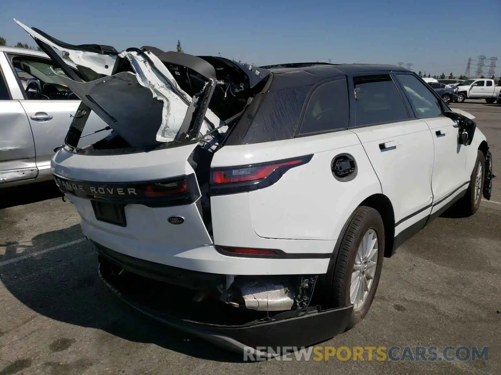 4 Photograph of a damaged car SALYA2EX3KA217730 LAND ROVER RANGEROVER 2019