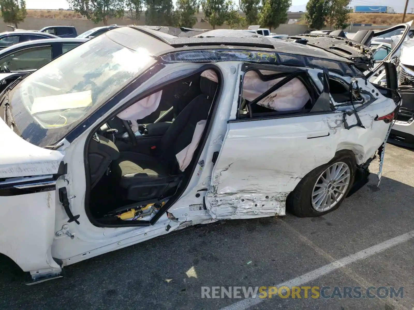 9 Photograph of a damaged car SALYA2EX3KA217730 LAND ROVER RANGEROVER 2019