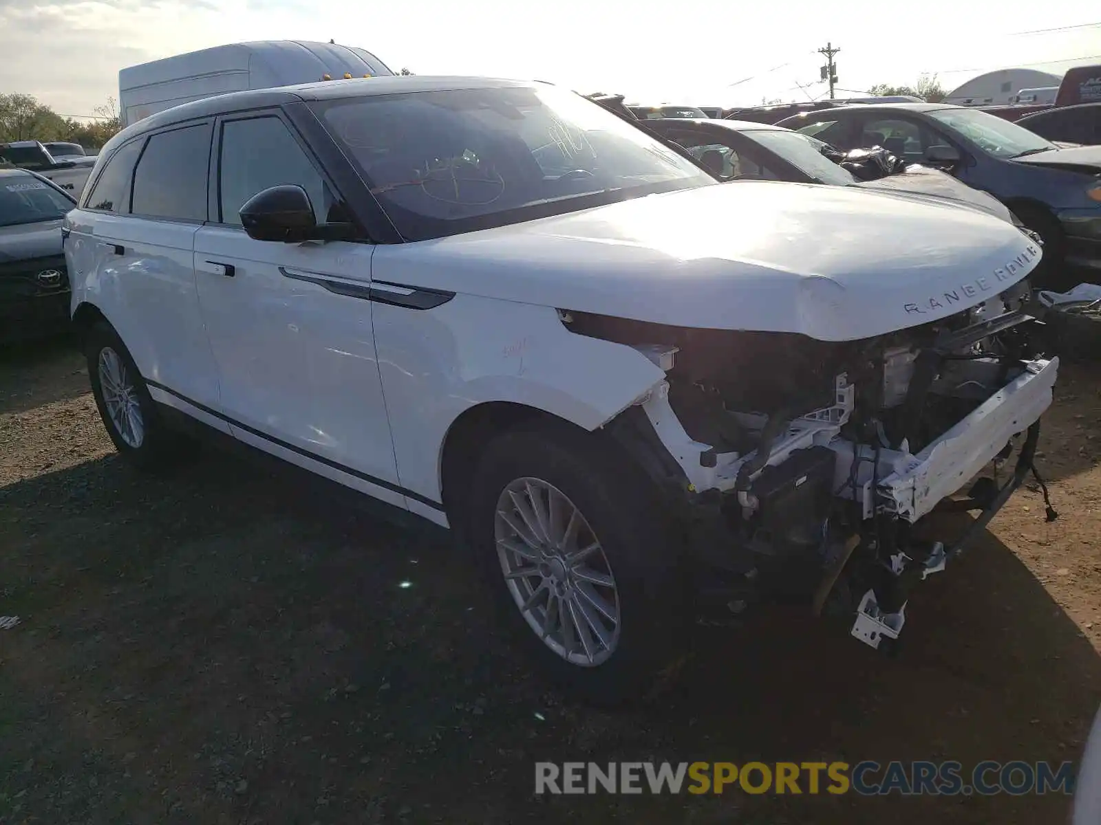 1 Photograph of a damaged car SALYA2EX4KA217431 LAND ROVER RANGEROVER 2019