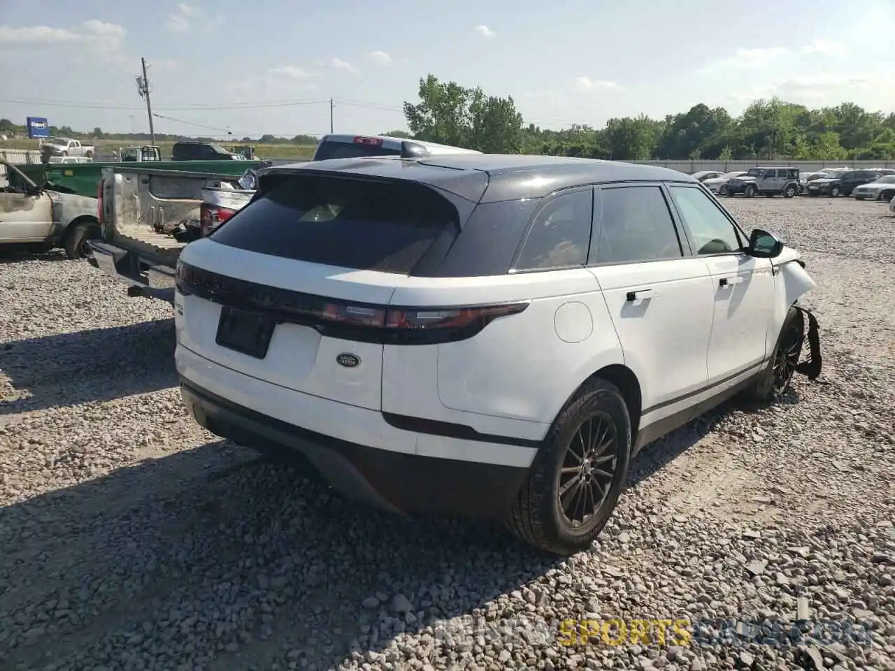 4 Photograph of a damaged car SALYA2EX5KA214229 LAND ROVER RANGEROVER 2019