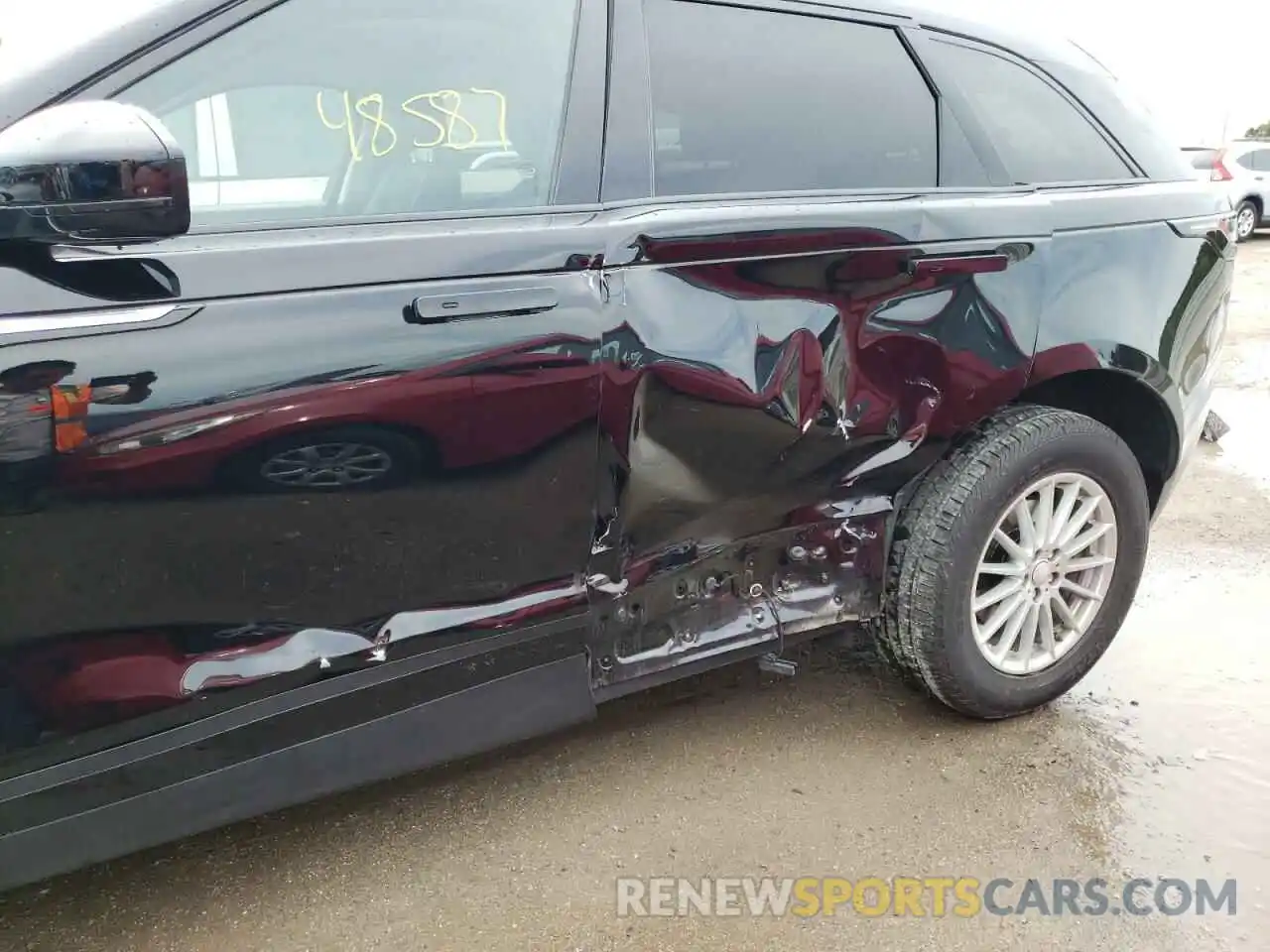 9 Photograph of a damaged car SALYA2EX6KA216734 LAND ROVER RANGEROVER 2019