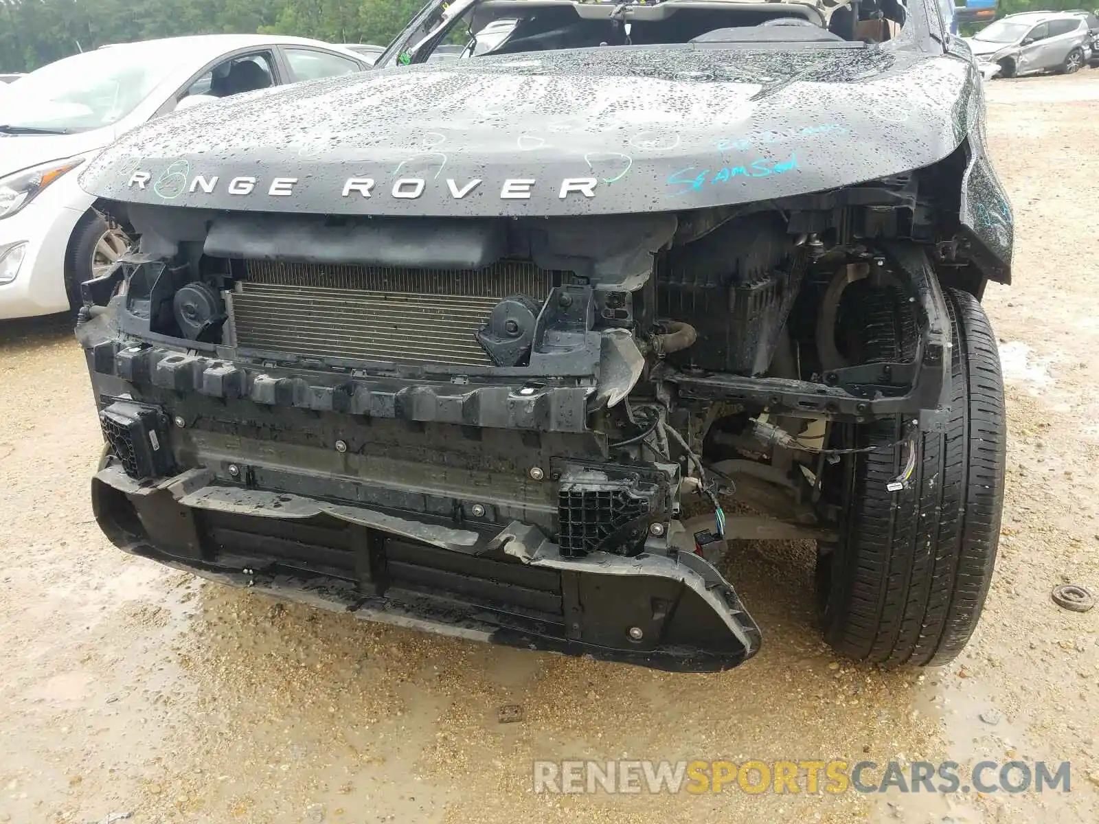 9 Photograph of a damaged car SALYA2EX9KA202097 LAND ROVER RANGEROVER 2019