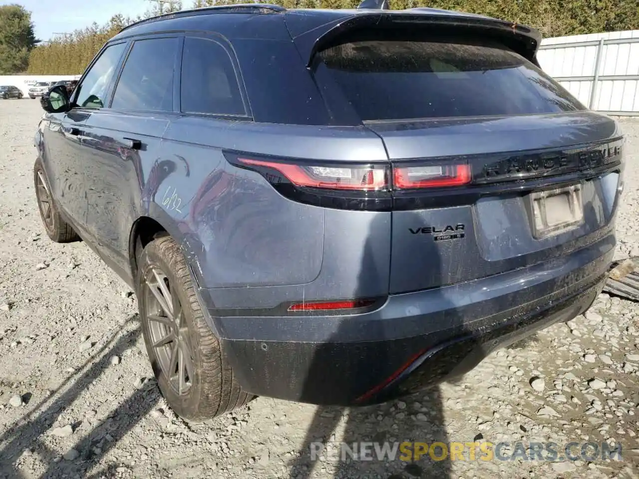 3 Photograph of a damaged car SALYB2EN3KA784905 LAND ROVER RANGEROVER 2019