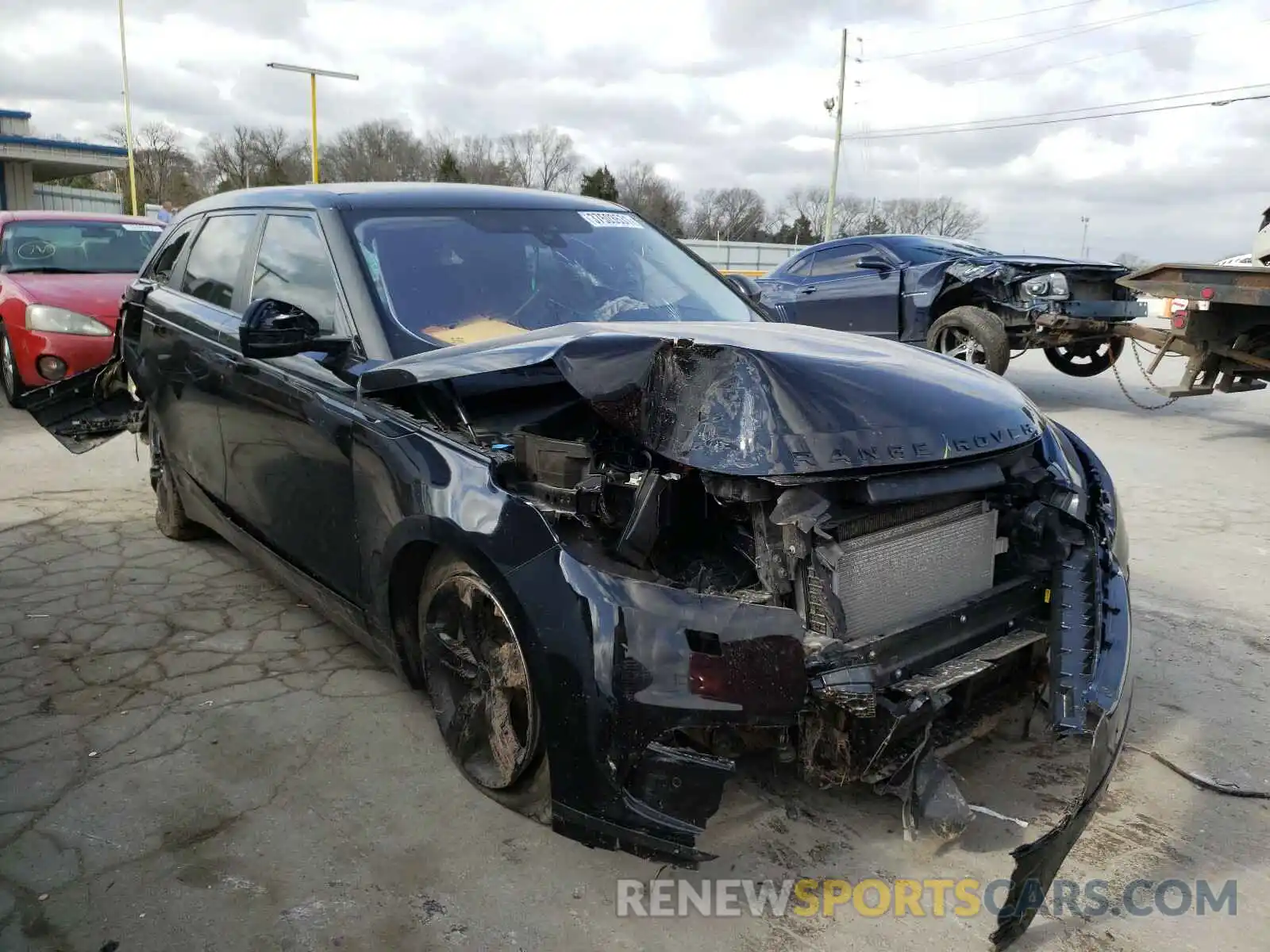 1 Photograph of a damaged car SALYB2EV6KA795655 LAND ROVER RANGEROVER 2019
