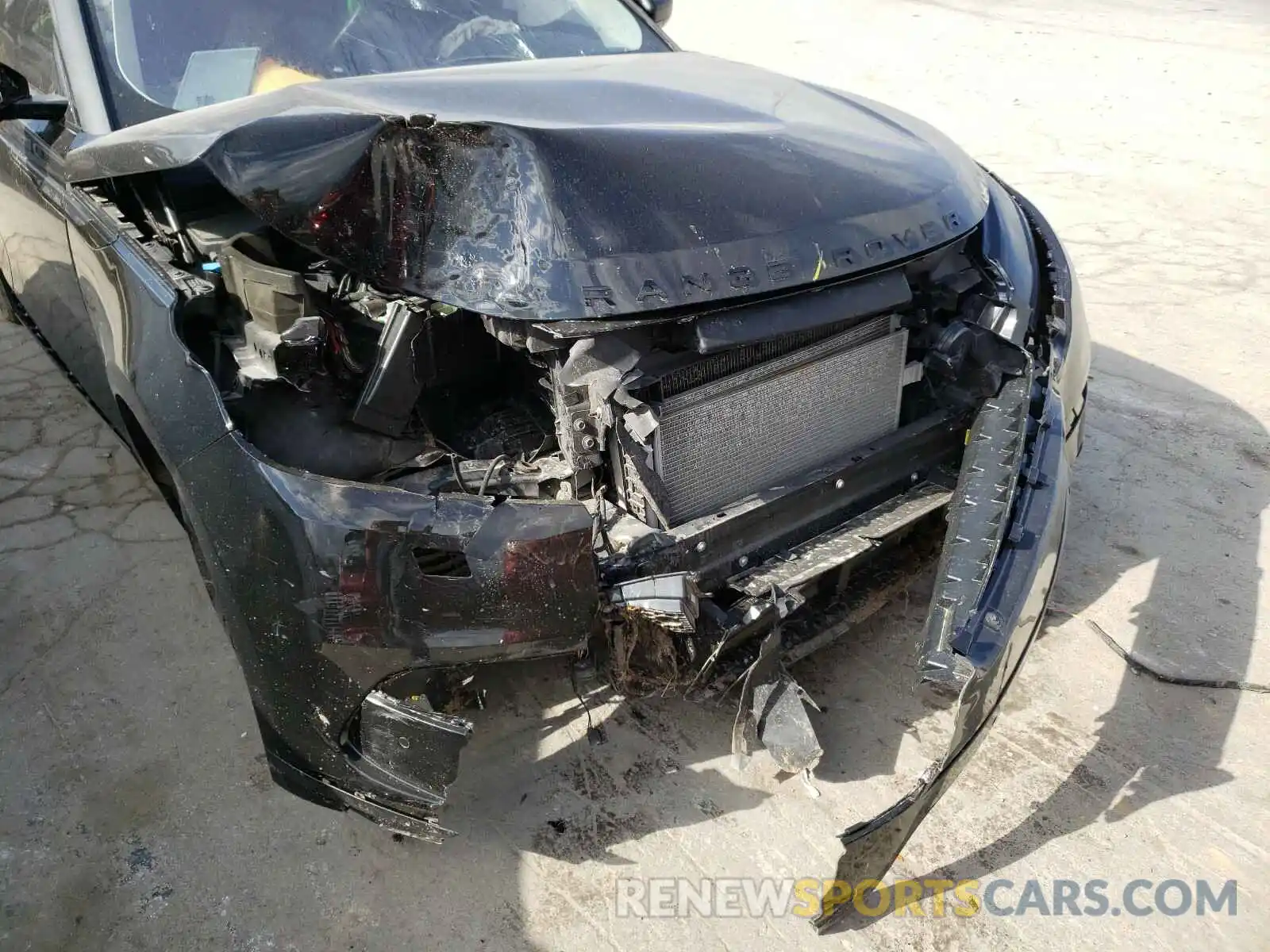 9 Фотография поврежденного автомобиля SALYB2EV6KA795655 LAND ROVER RANGEROVER 2019