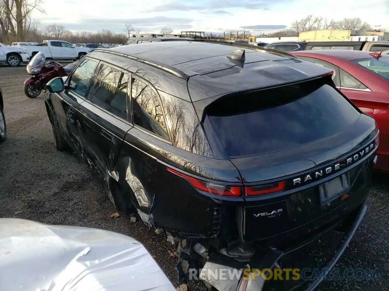 3 Photograph of a damaged car SALYB2EVXKA791964 LAND ROVER RANGEROVER 2019