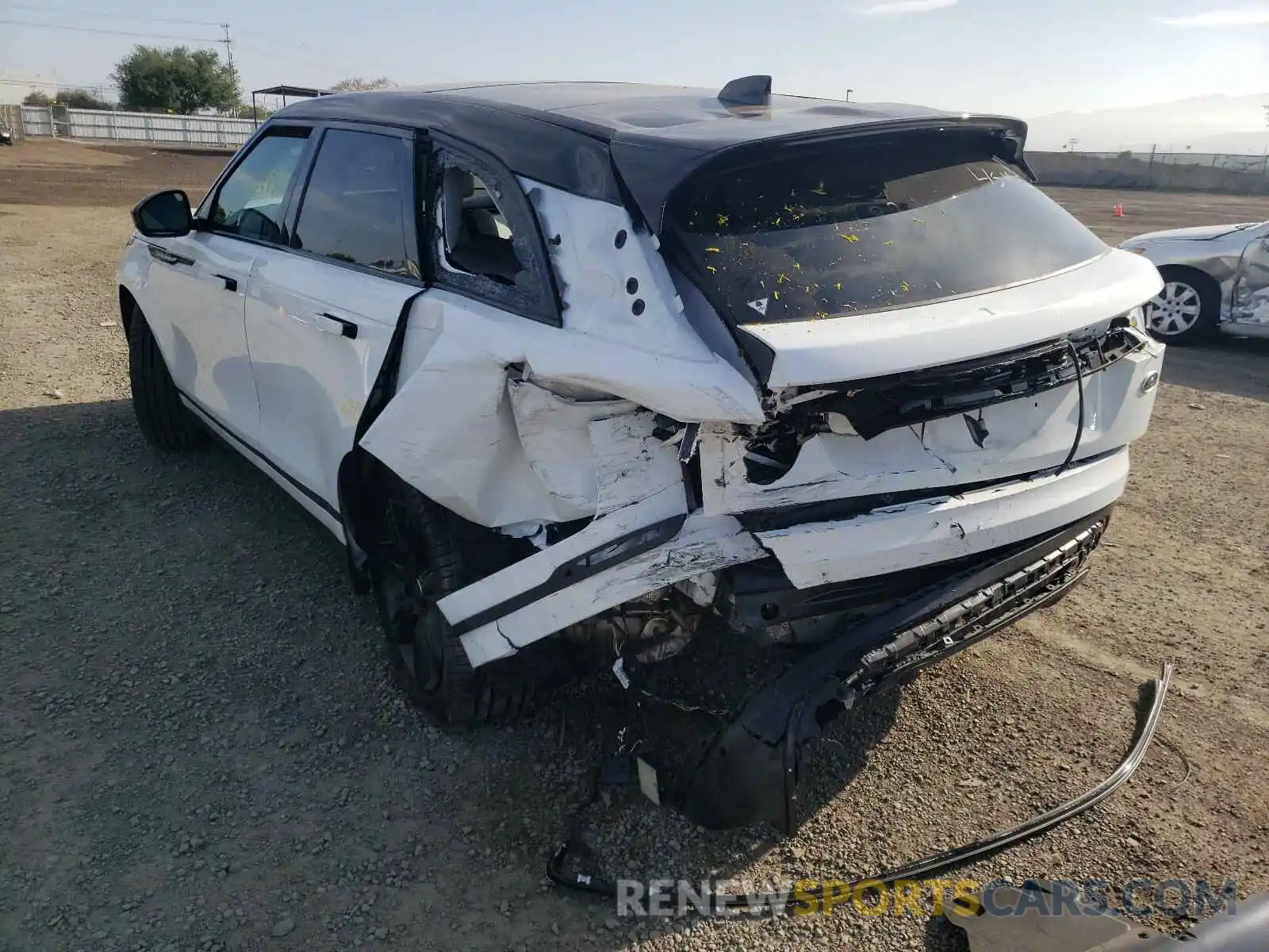 3 Photograph of a damaged car SALYB2EX0KA213647 LAND ROVER RANGEROVER 2019