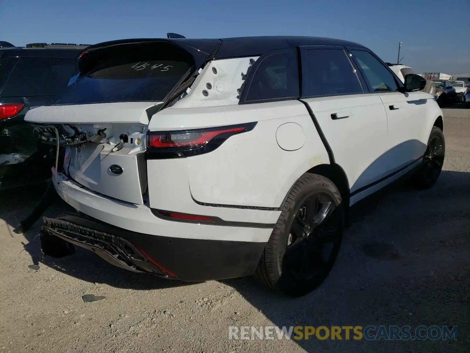 4 Photograph of a damaged car SALYB2EX0KA213647 LAND ROVER RANGEROVER 2019