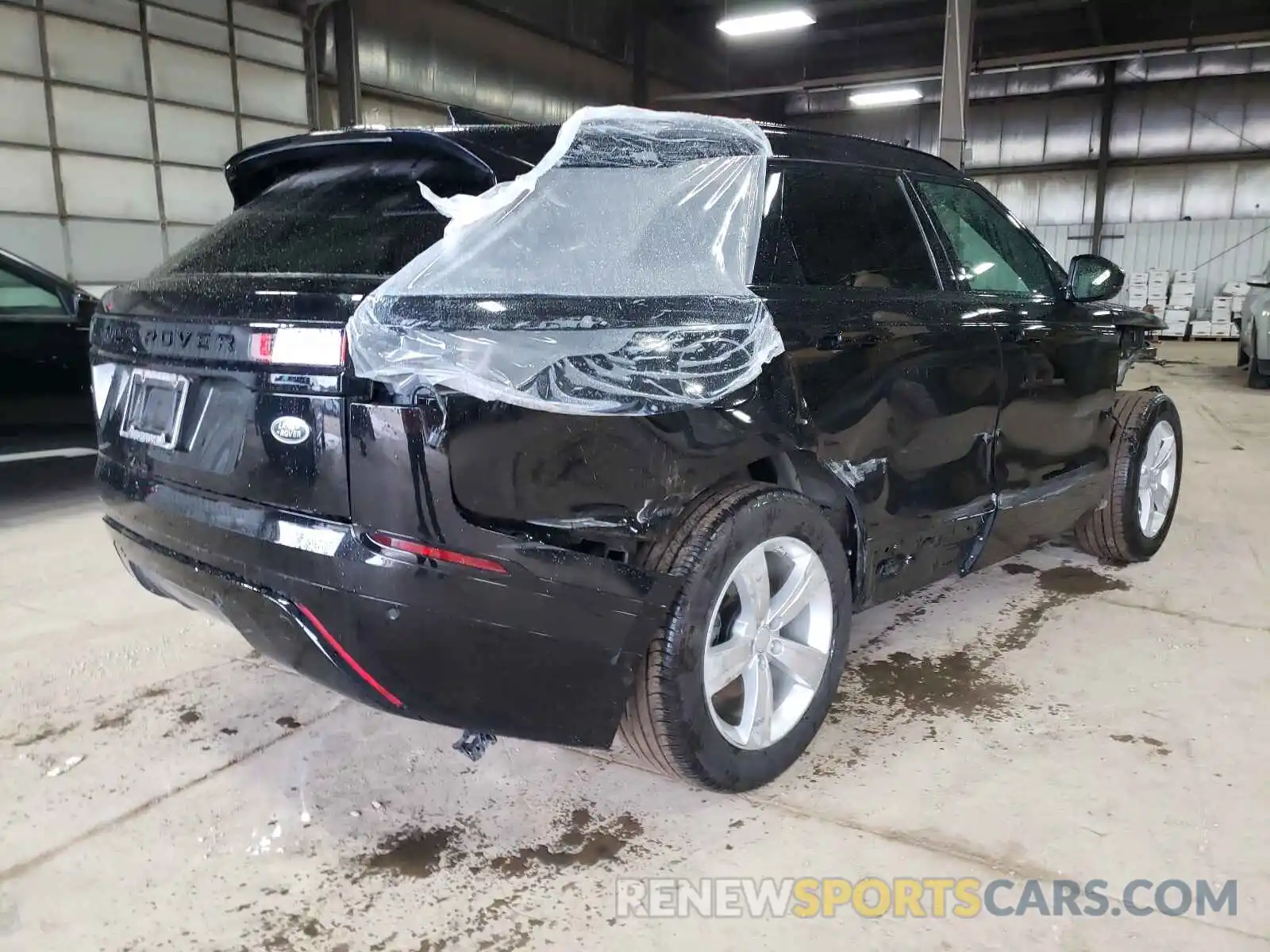 4 Photograph of a damaged car SALYB2EX0KA220047 LAND ROVER RANGEROVER 2019